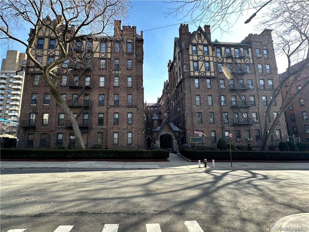 83-15 116th Street