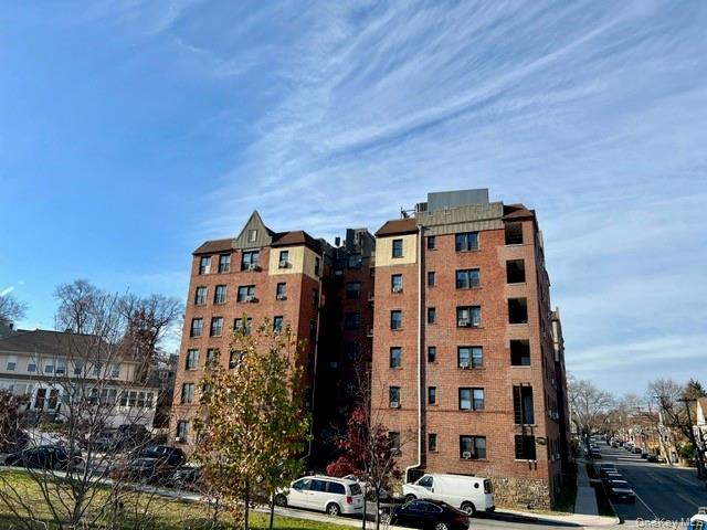 590 Third Street