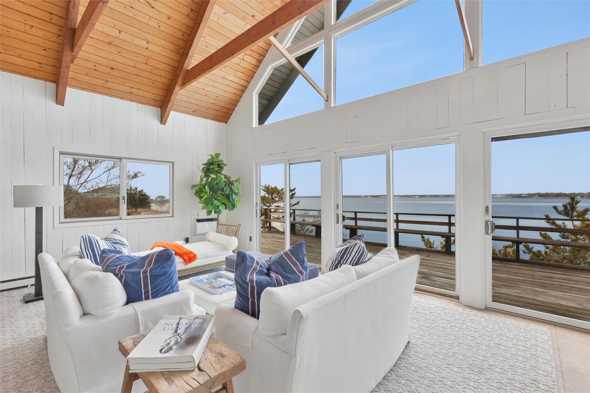 298 DUNE Road