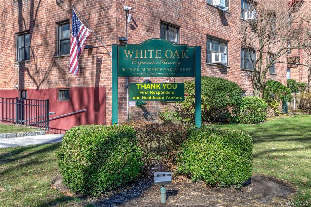 50 White Oak Street