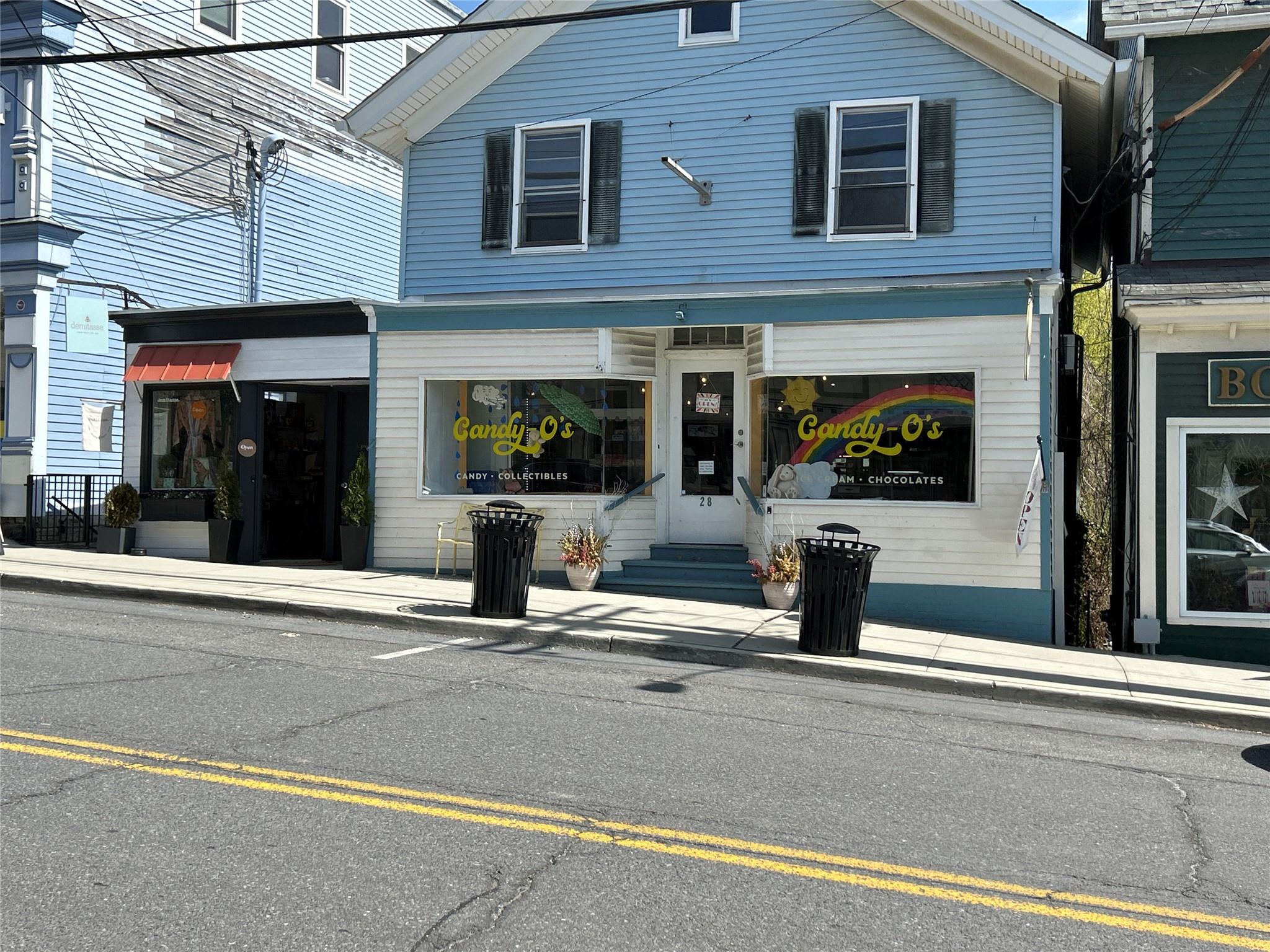 28 Main Street
