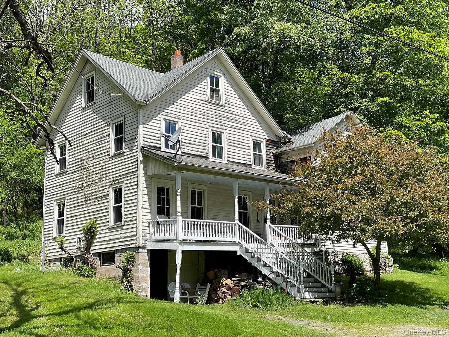 12 Henderson Road