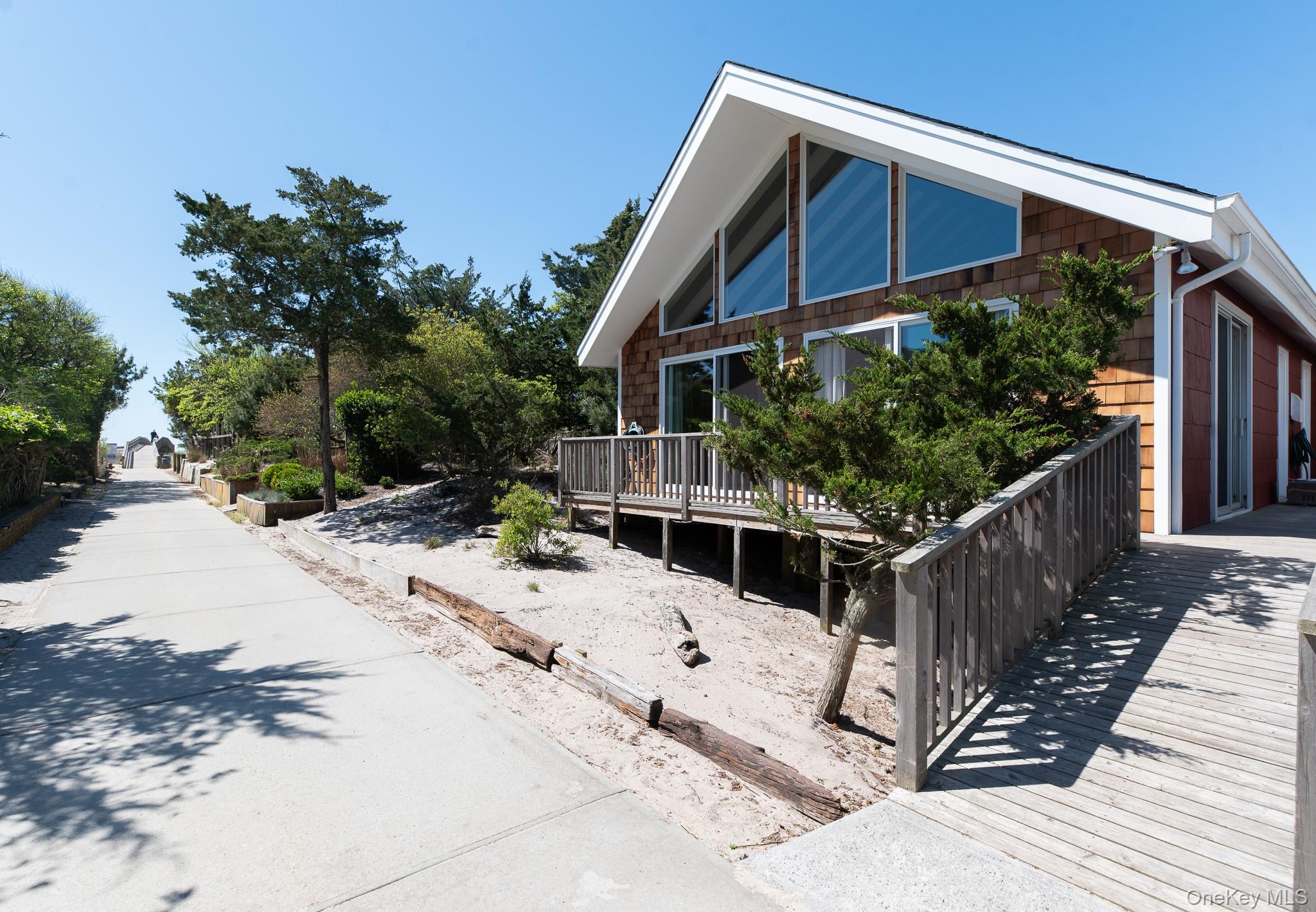 66 Bungalow Walk