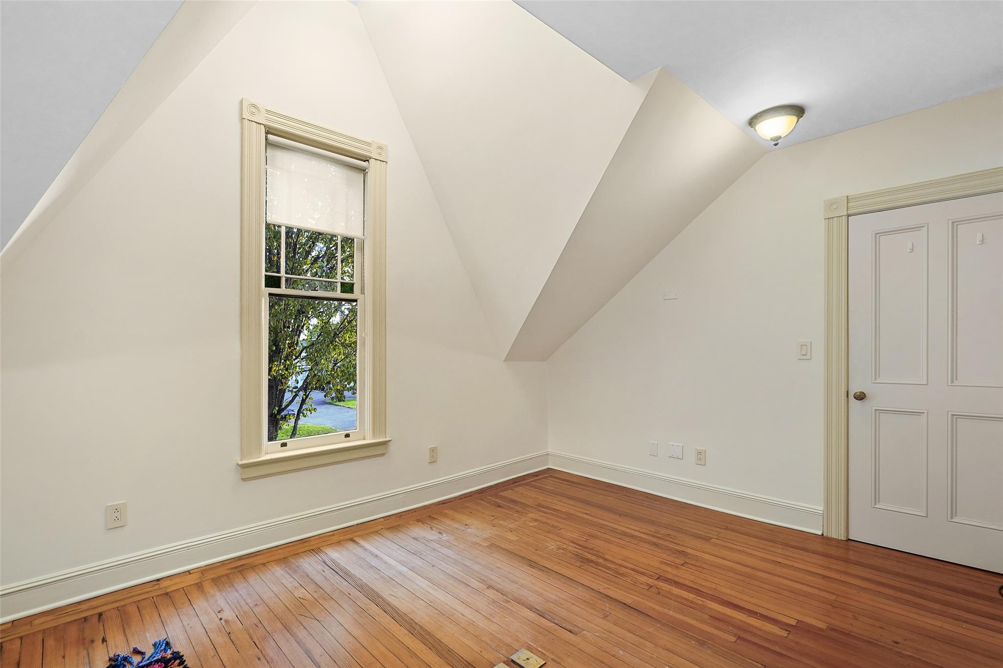 Bonus Room