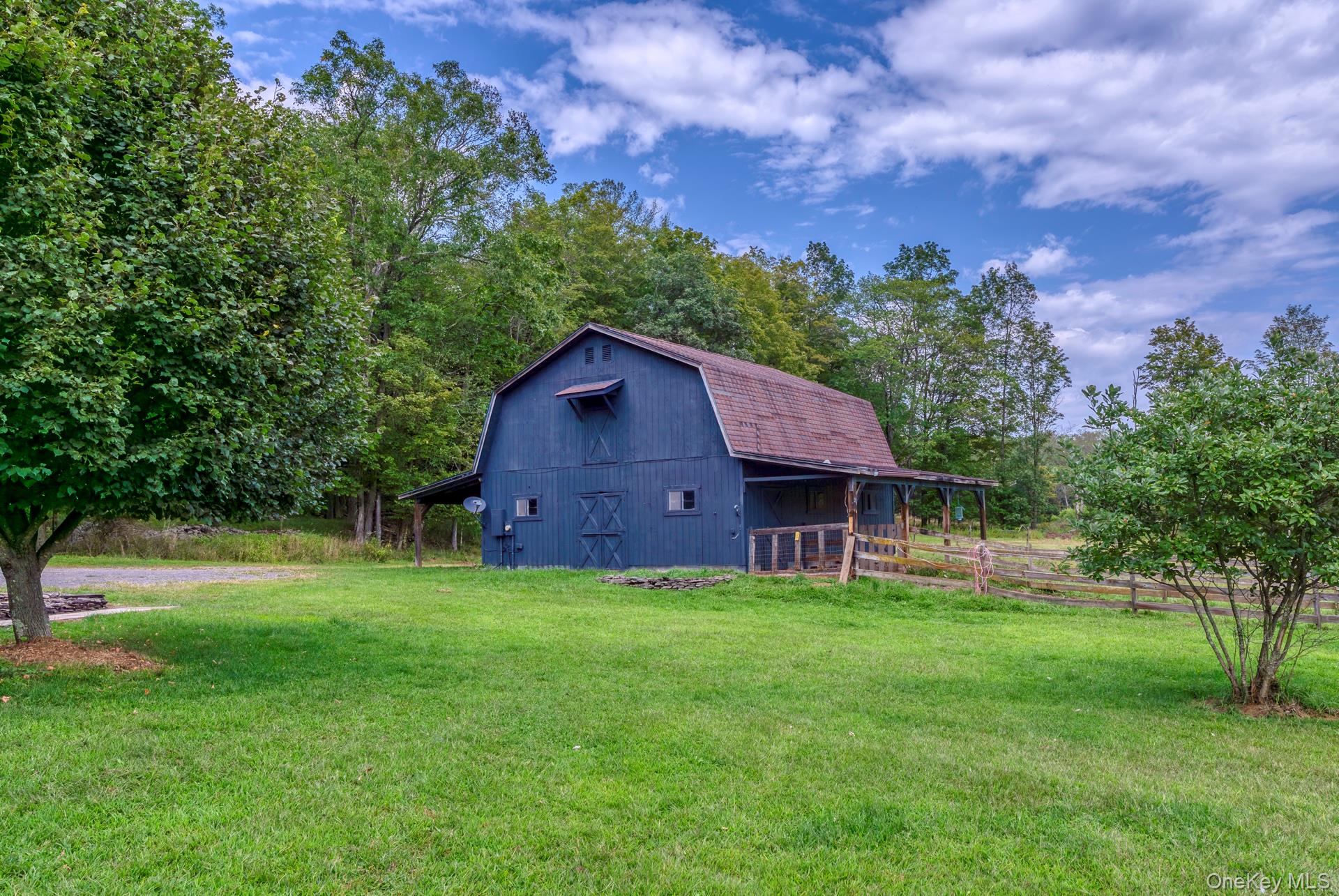 Barn