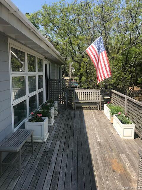 Deck
