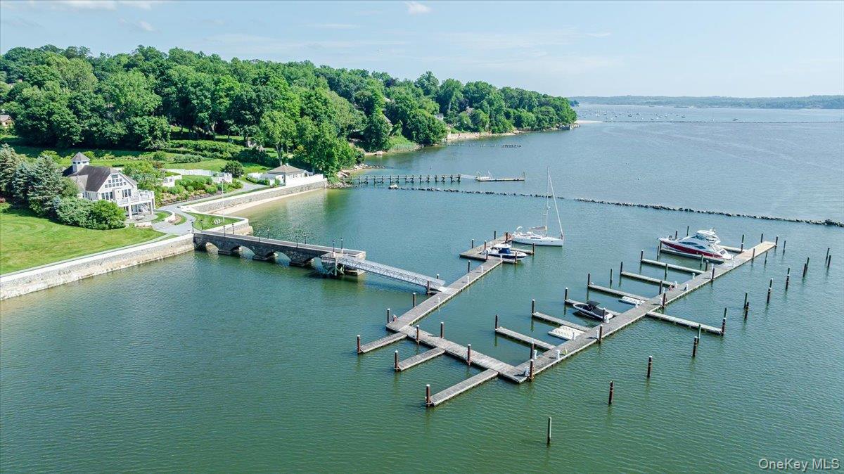 Pier