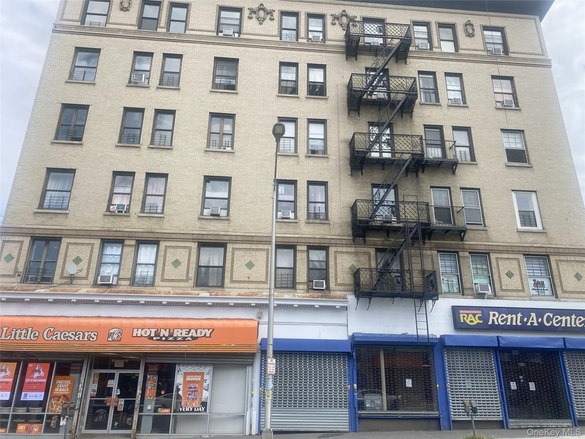 490 Broadway