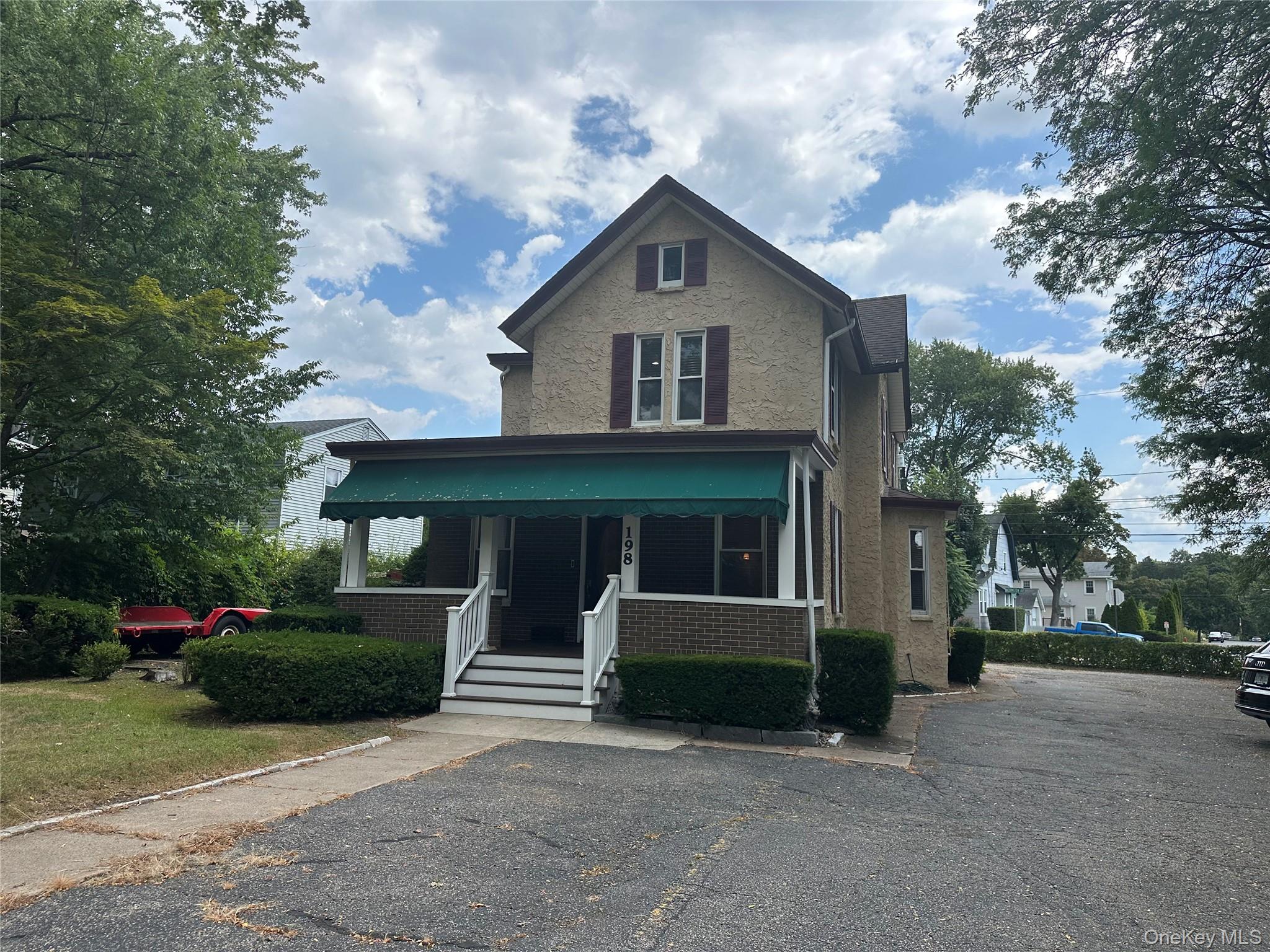 198 Orange Avenue