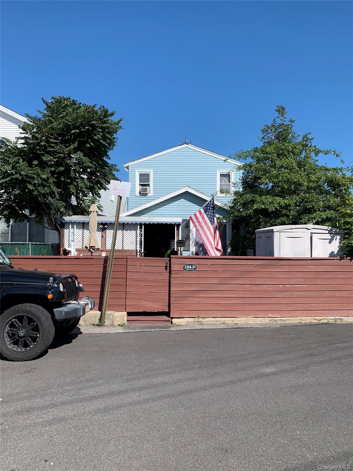 124 Edgewater Park