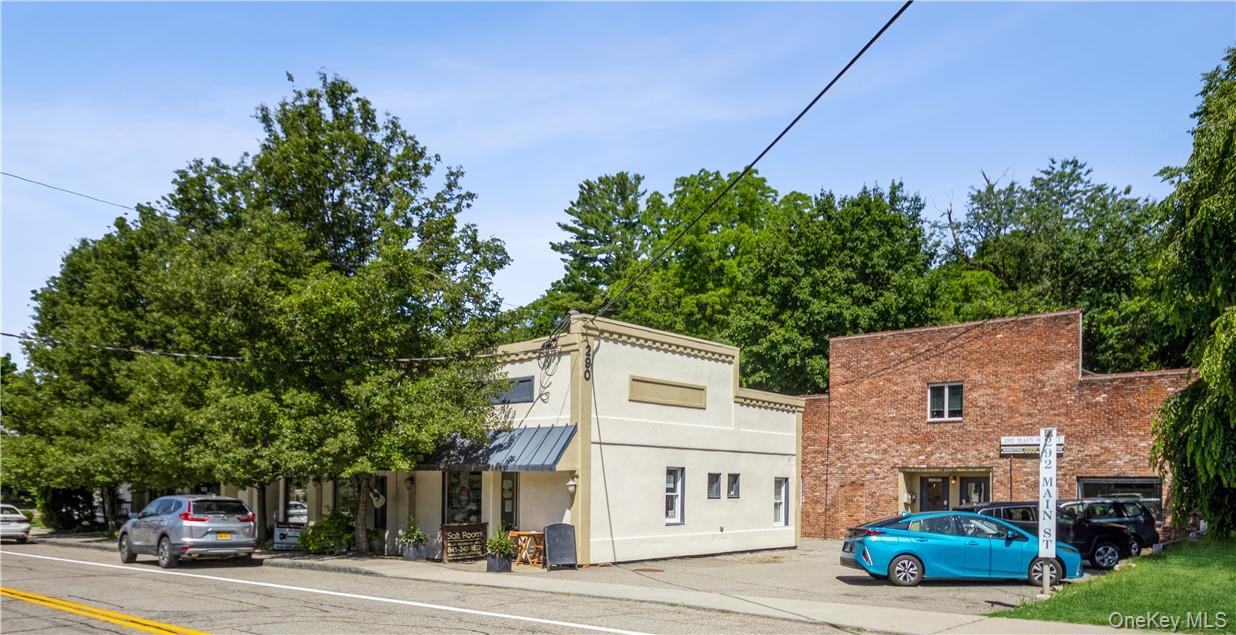 290 292 Main Street