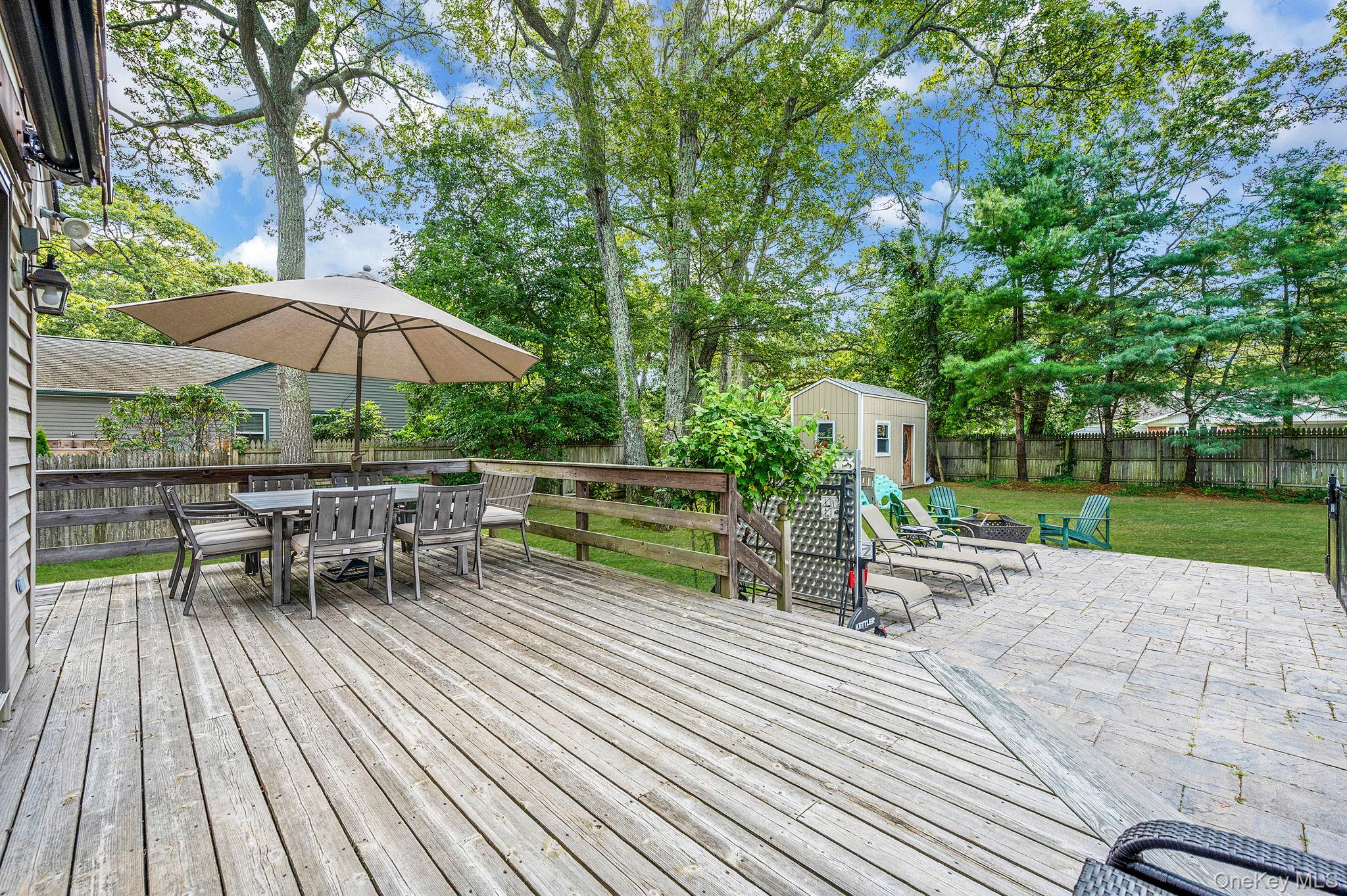 Deck