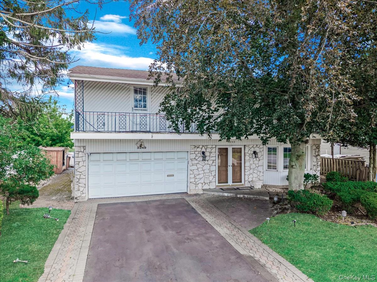 3249 Wolfson Drive