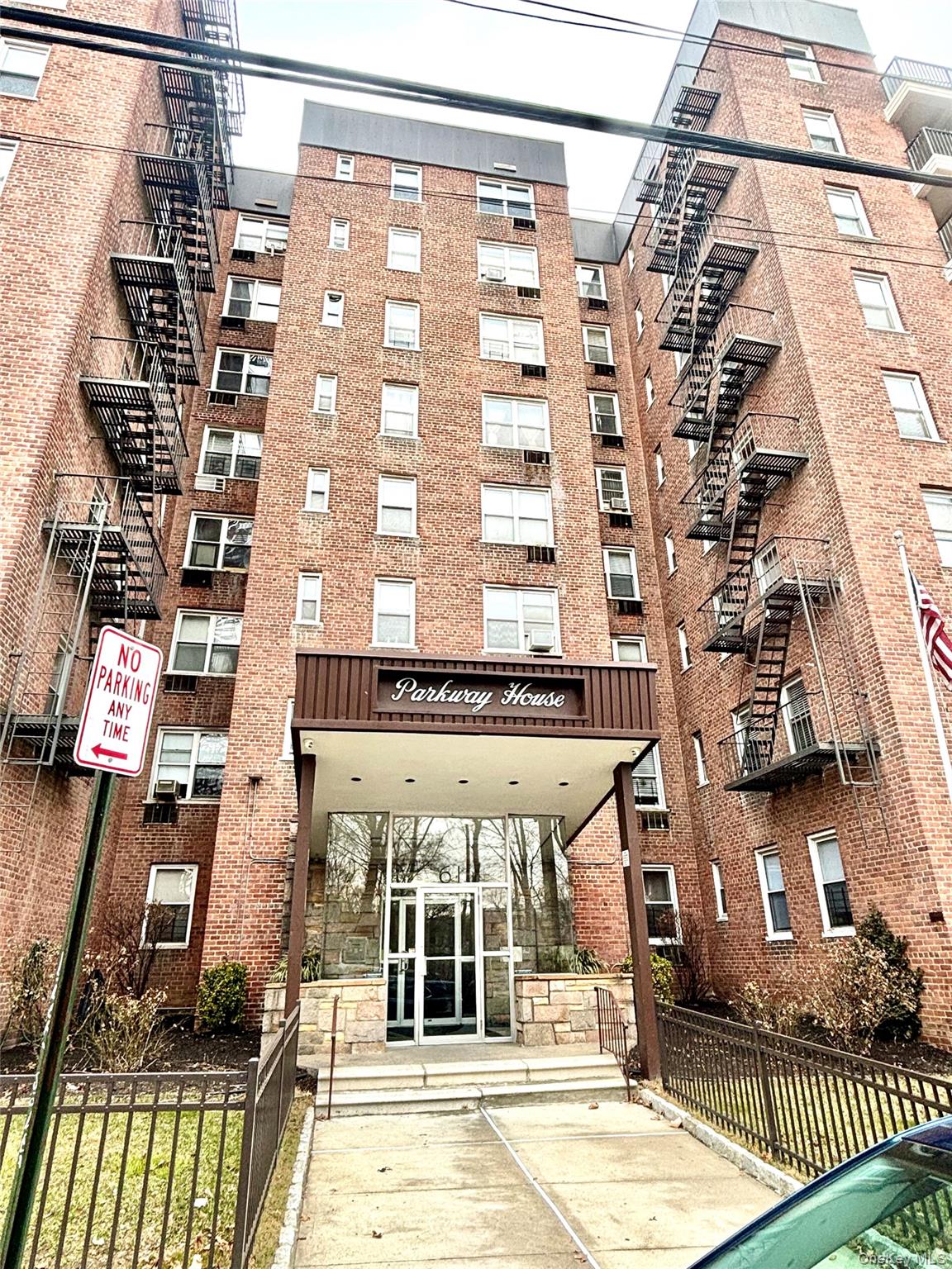 61 Bronx River Road