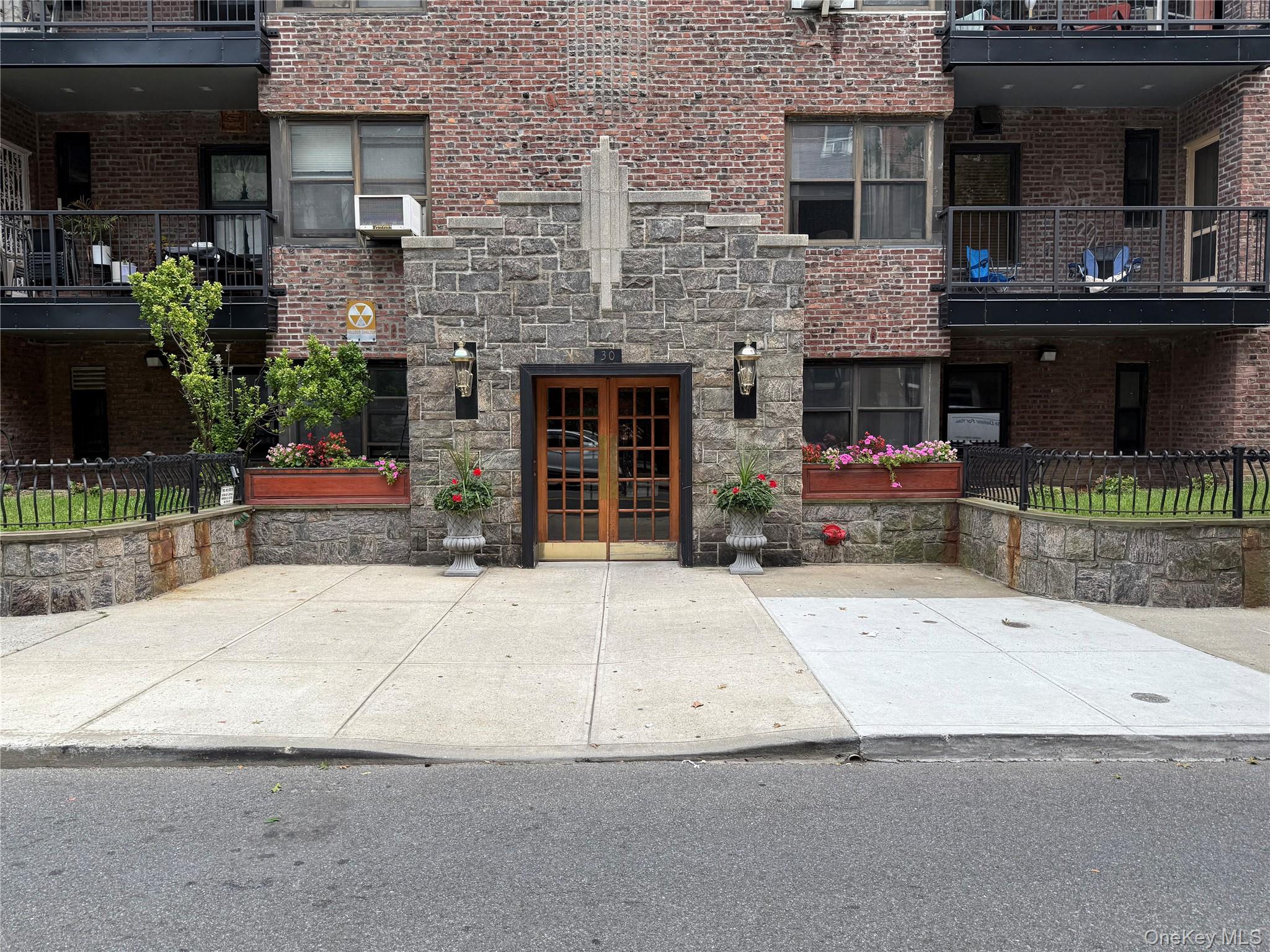 30 Clinton Place