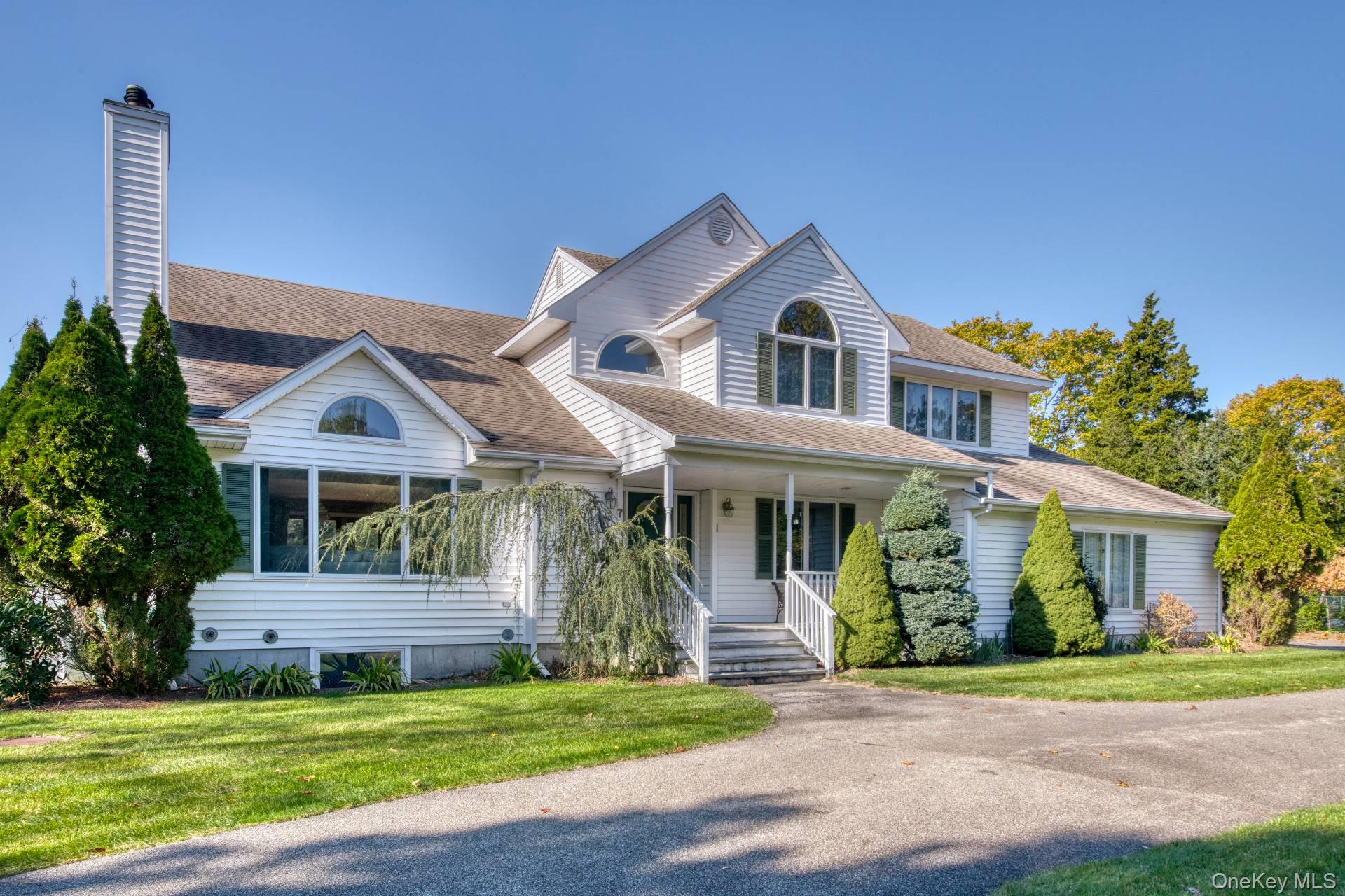 7 Sea Breeze Avenue