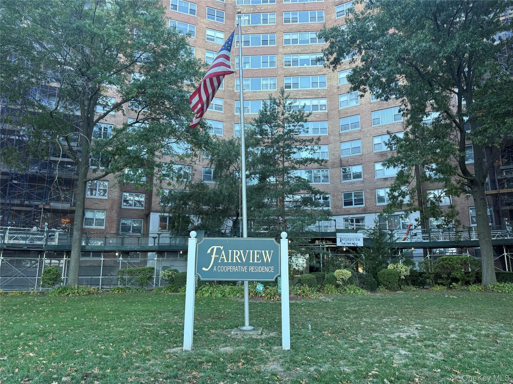 61-20 Grand Central Parkway