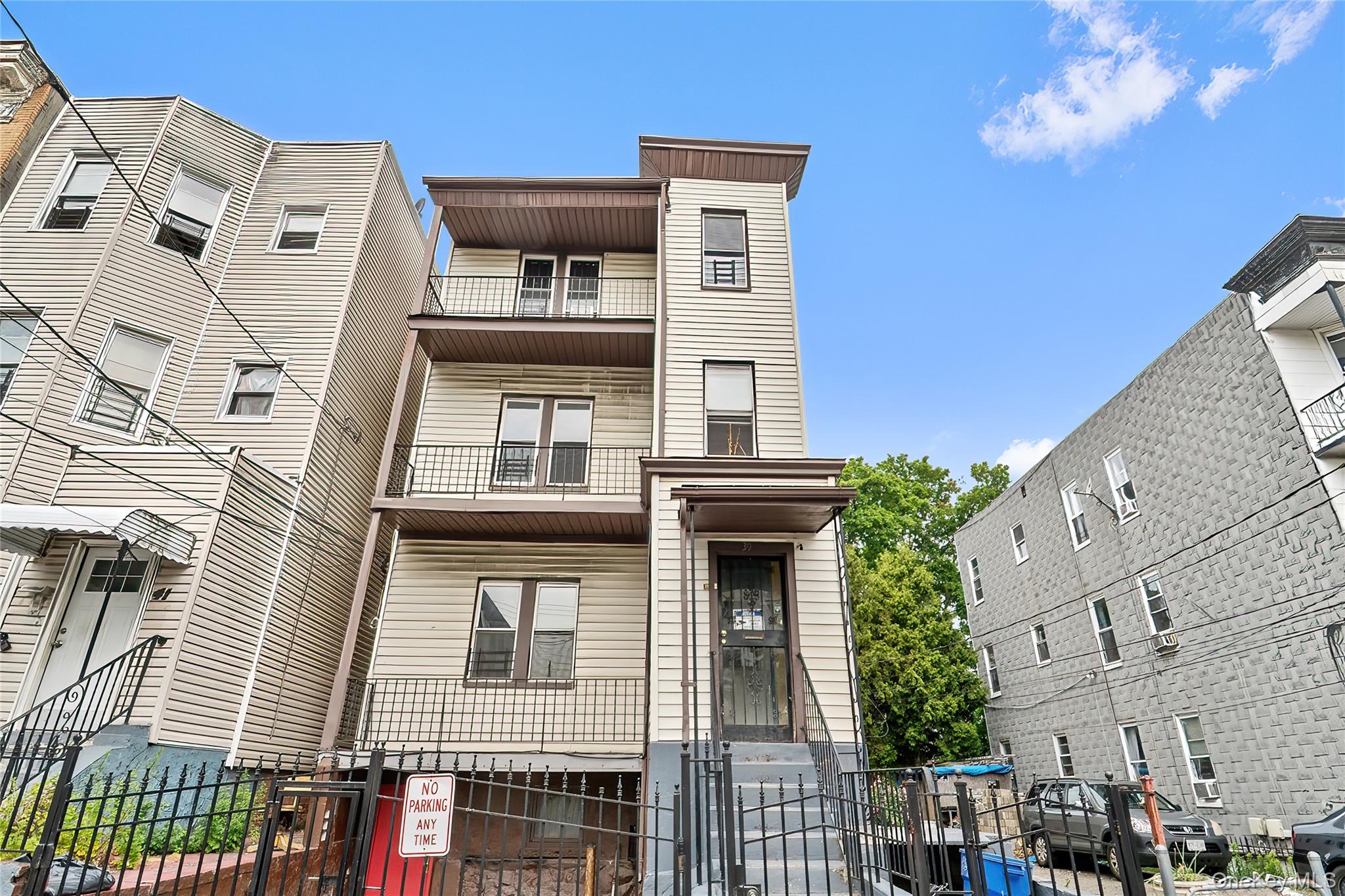 39 Victor Street