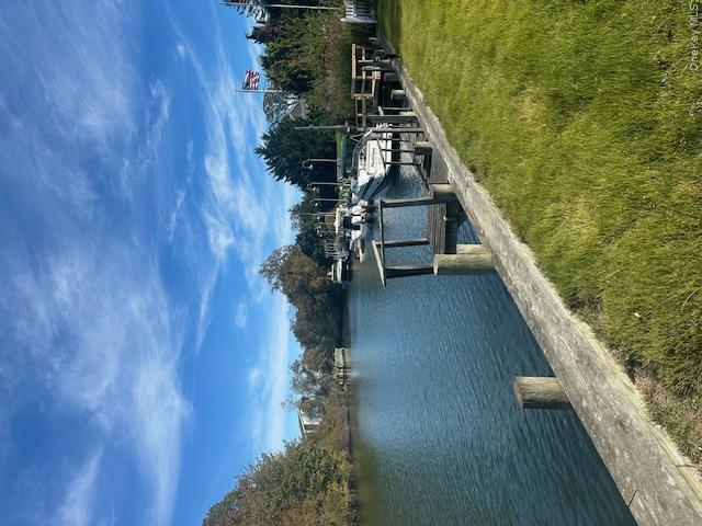 Dock