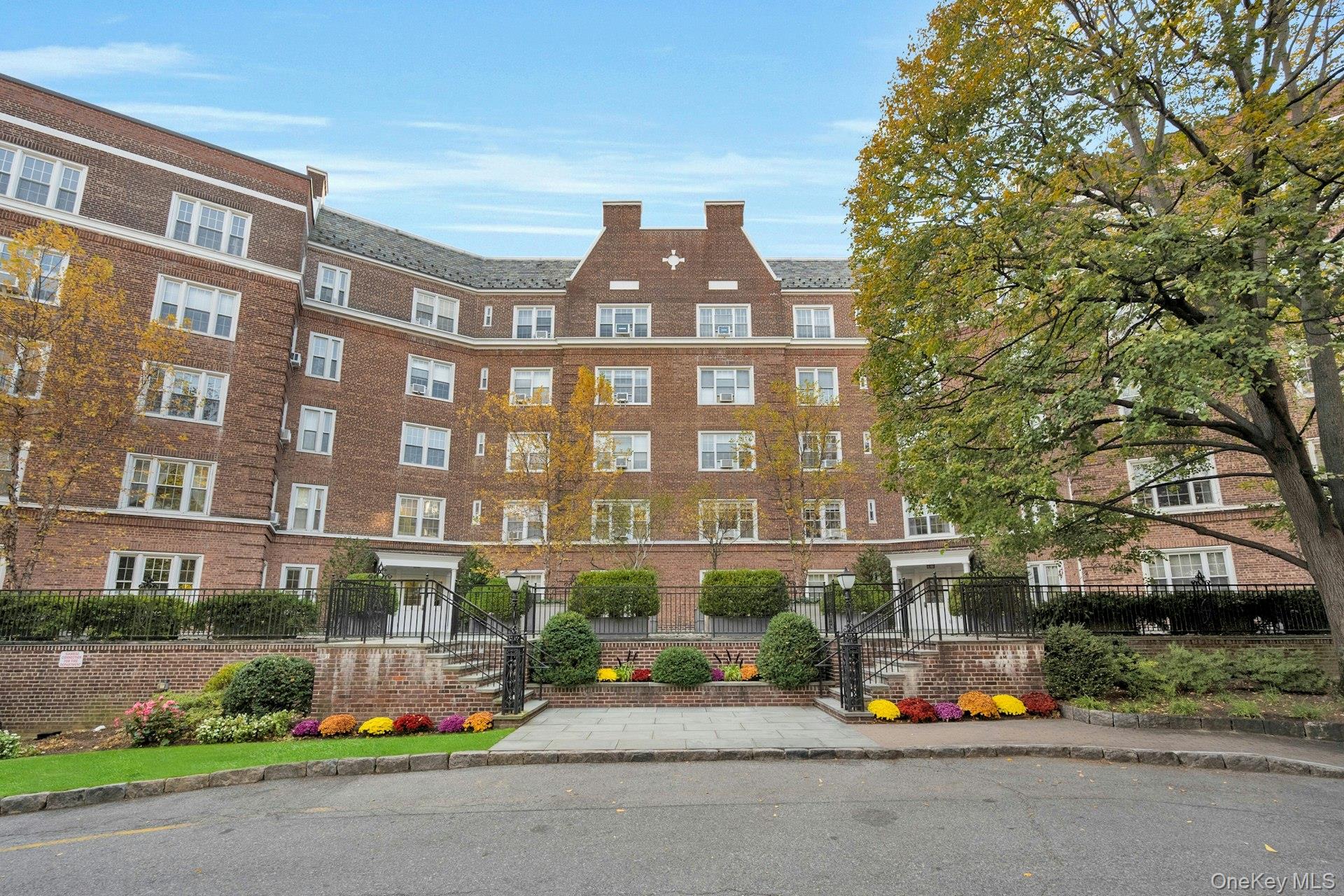 5 Midland Gardens