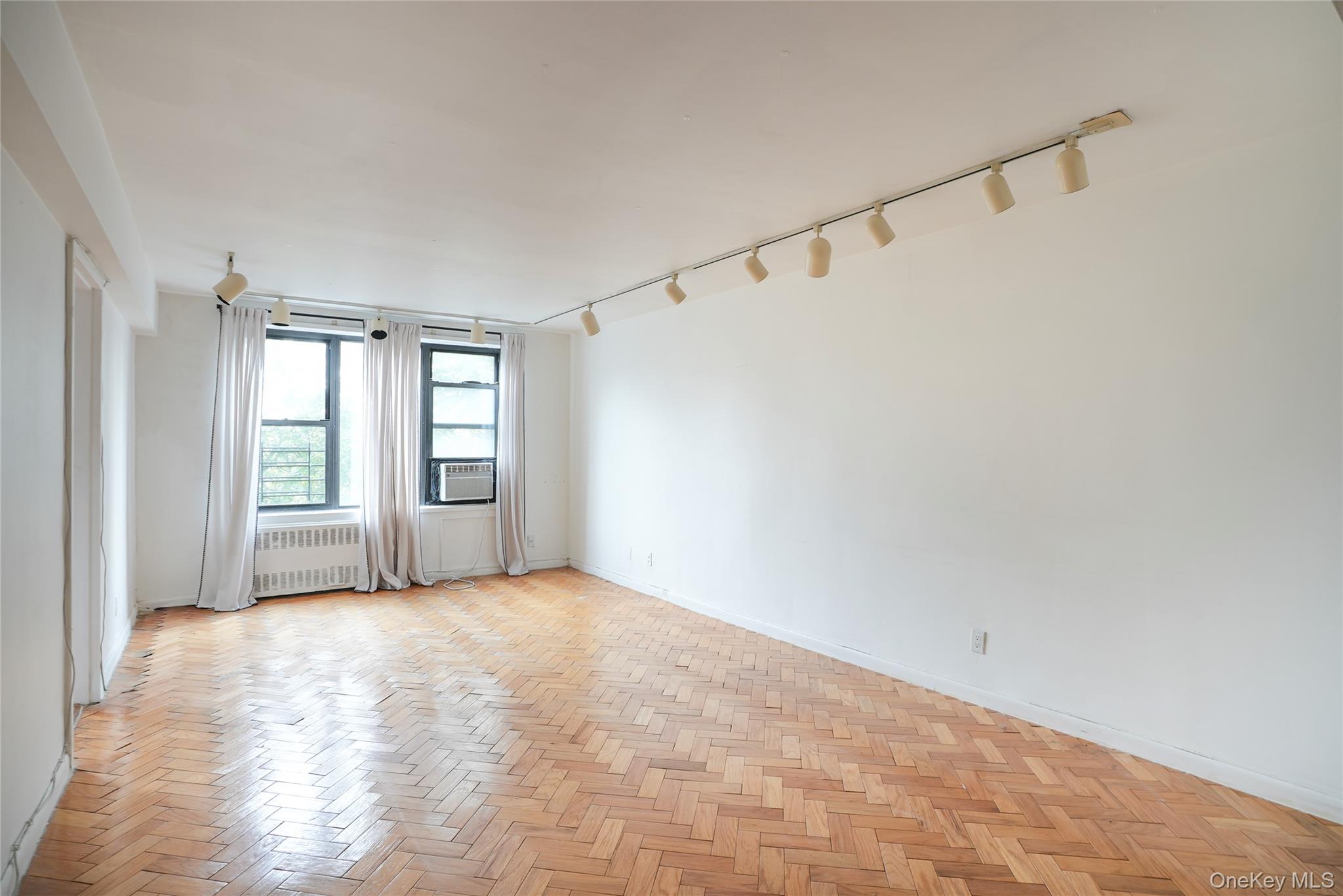 1 Remsen Road