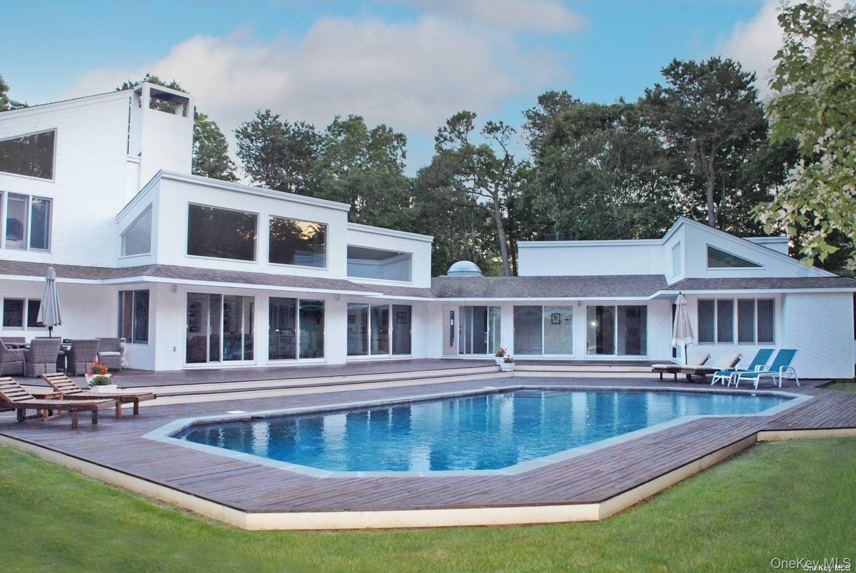 14 Indian Pipe Drive