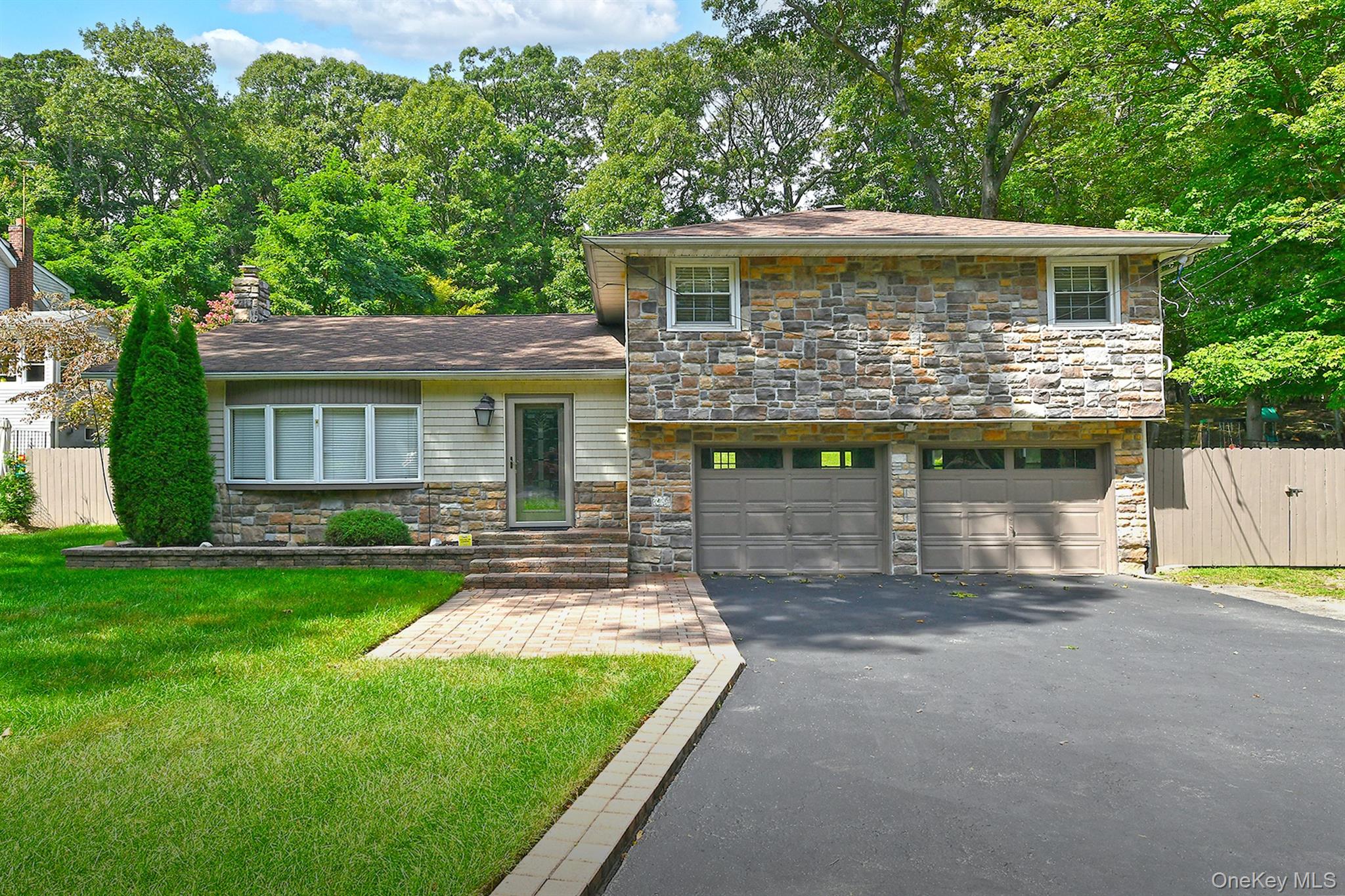 150 Hallock Landing Road