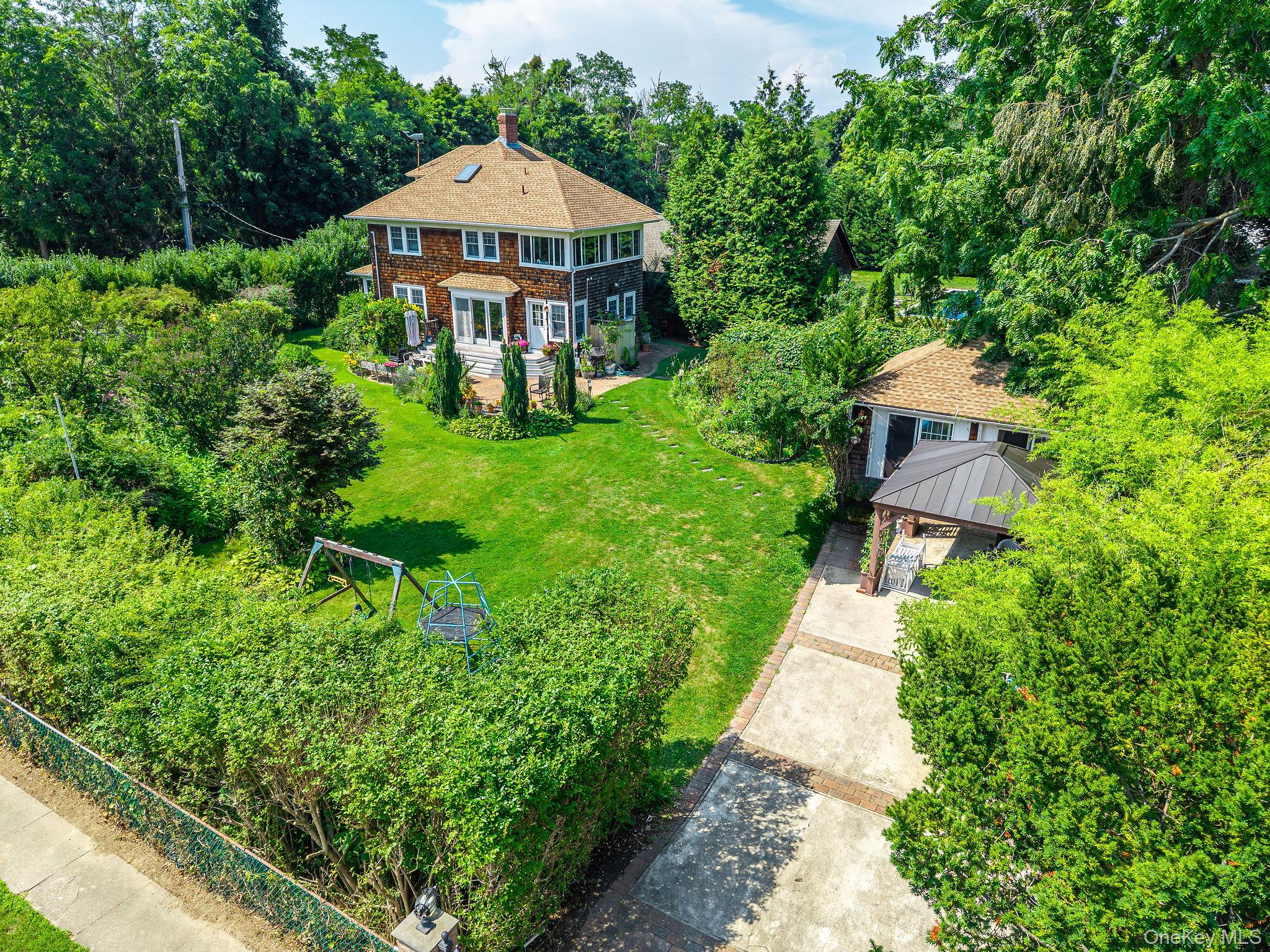 Photo 42
