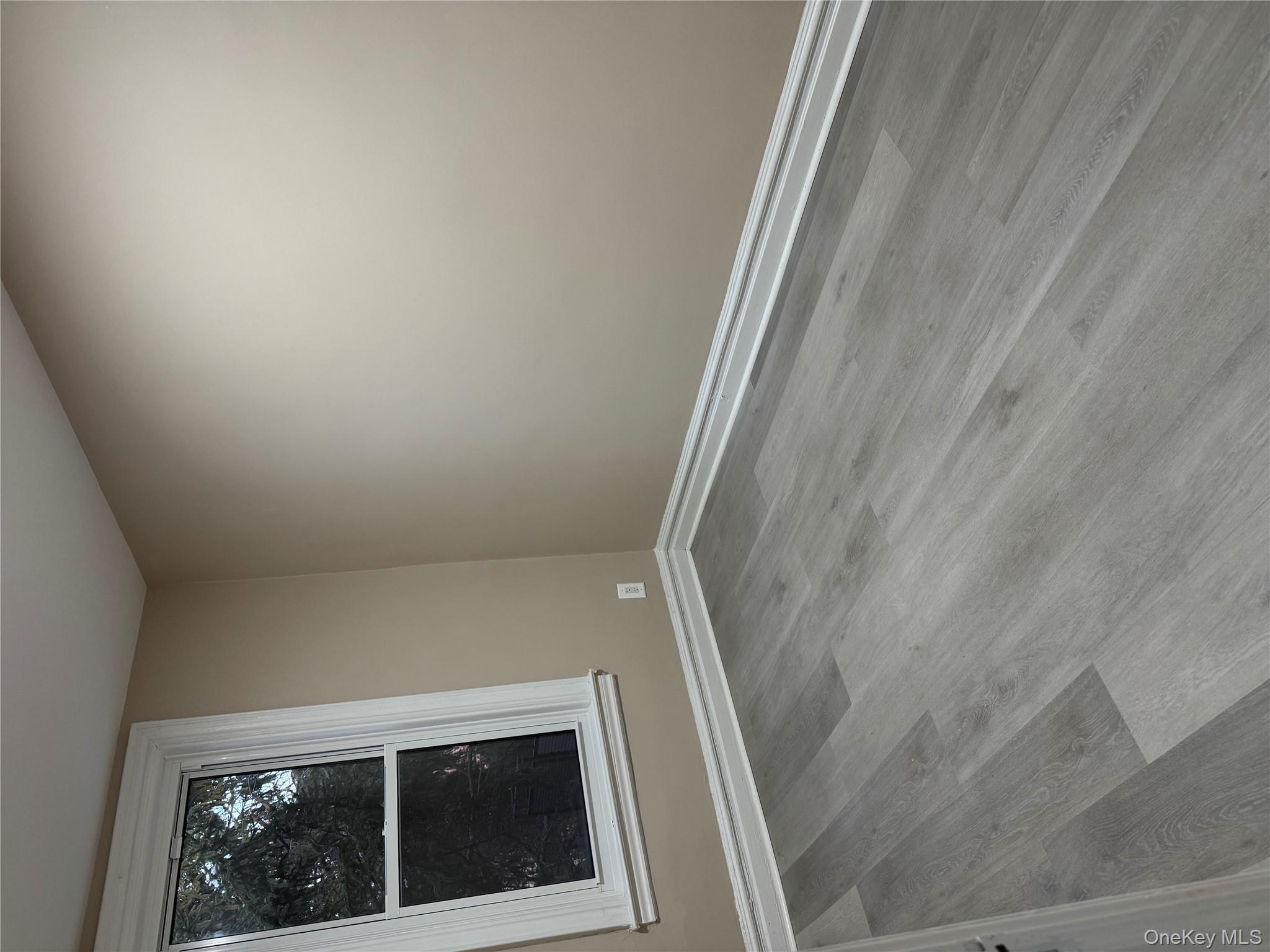 10617 Metropolitan Avenue