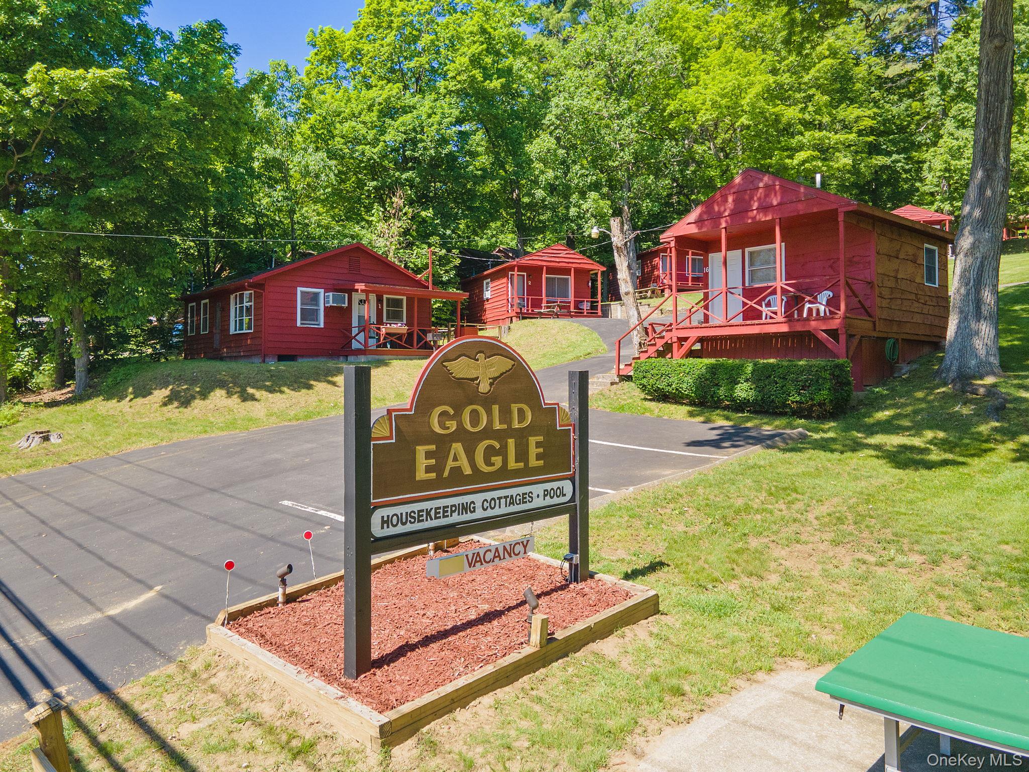 3041 Lakeshore Drive