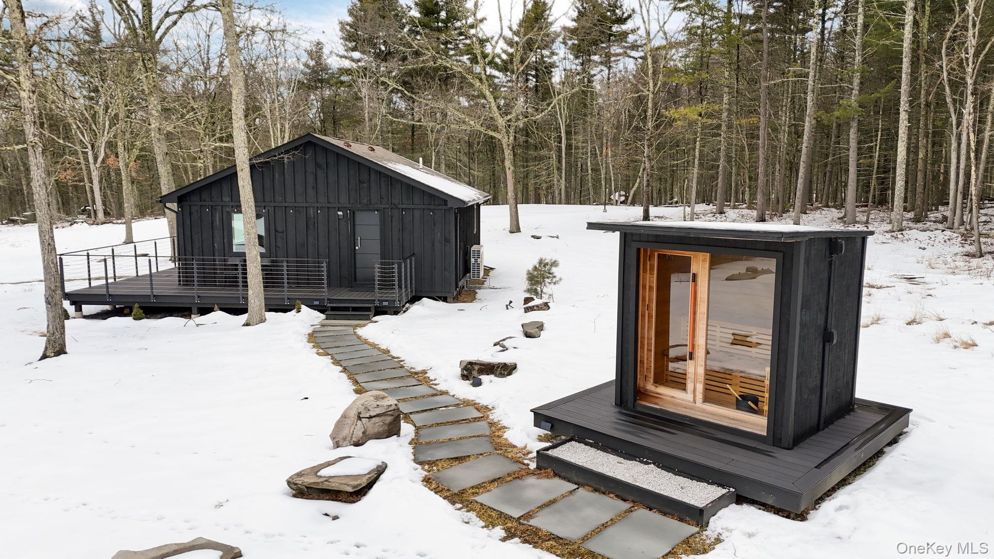 Guest Quarters