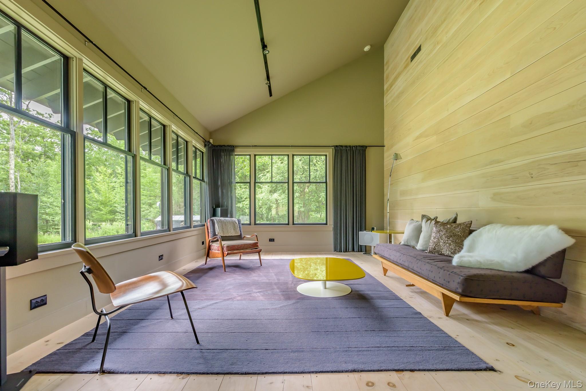 Guest Quarters