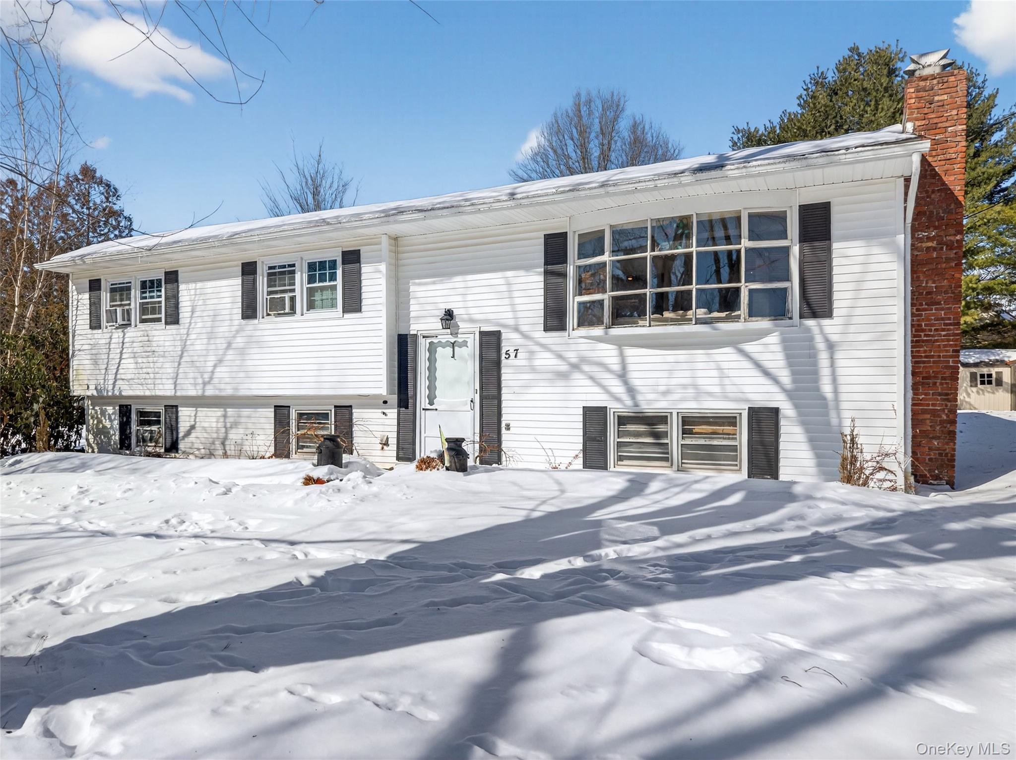 57 Lakeview Drive