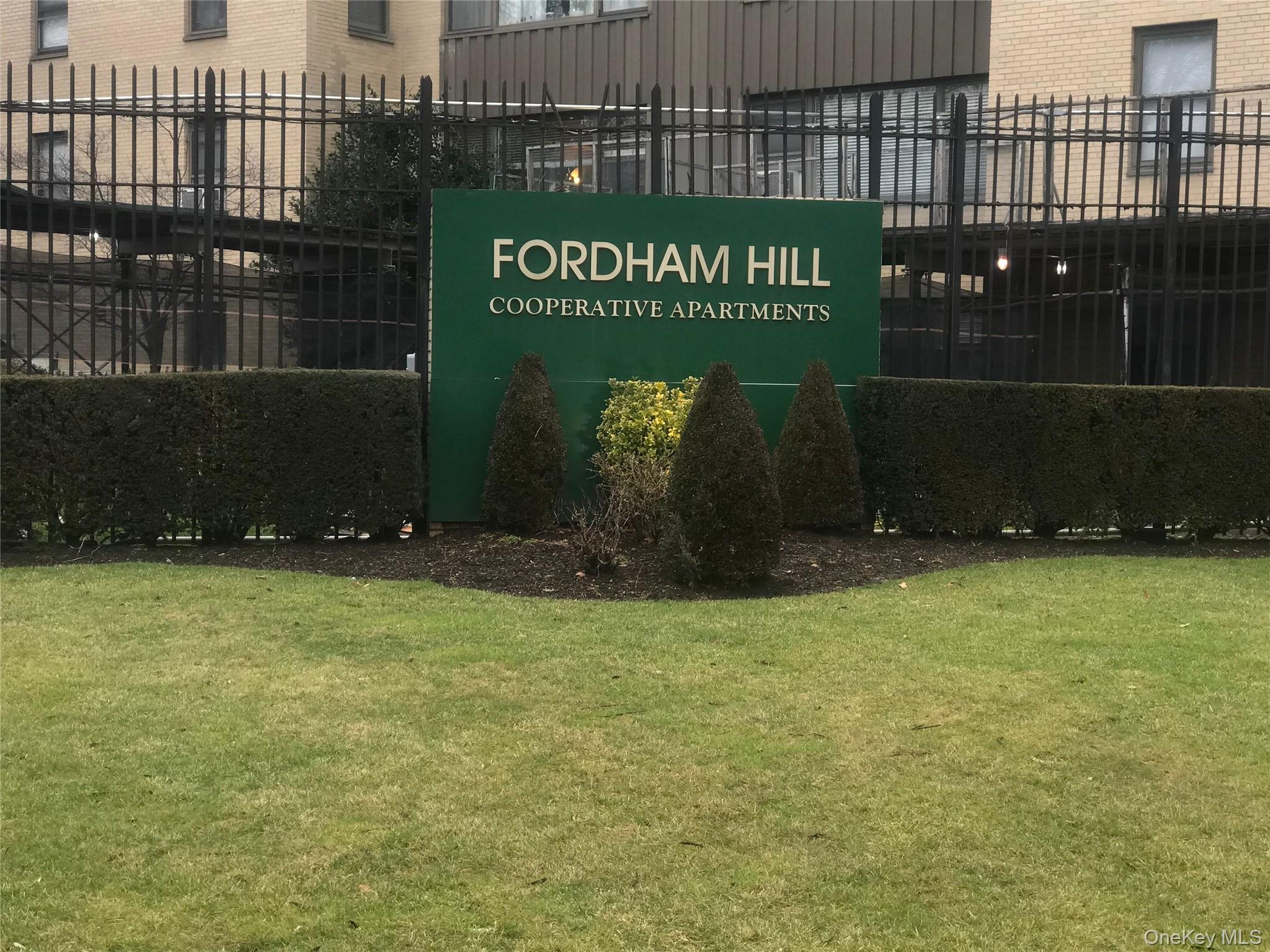 8 Fordham Hill Oval