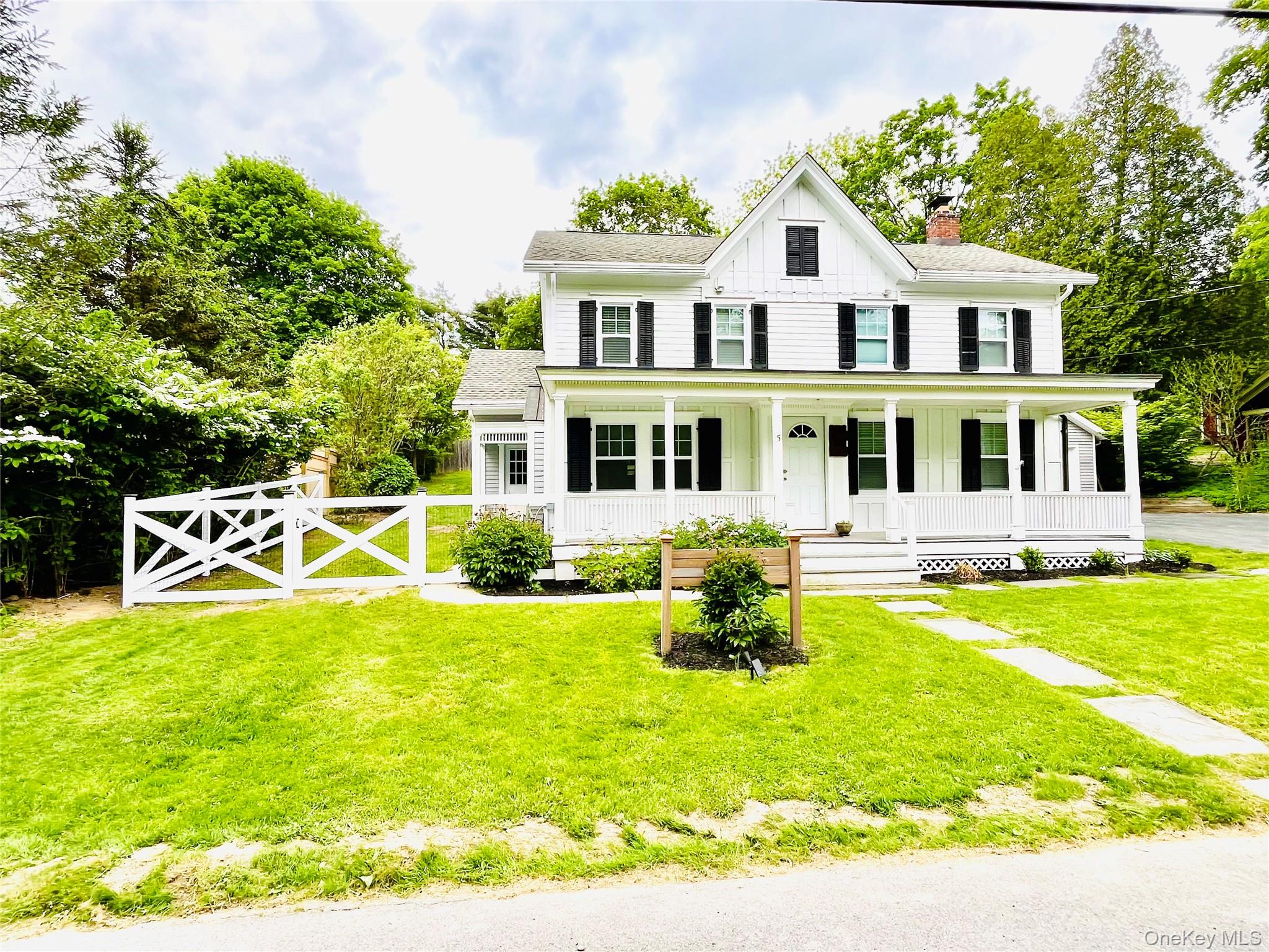 5 Valley Farm Road