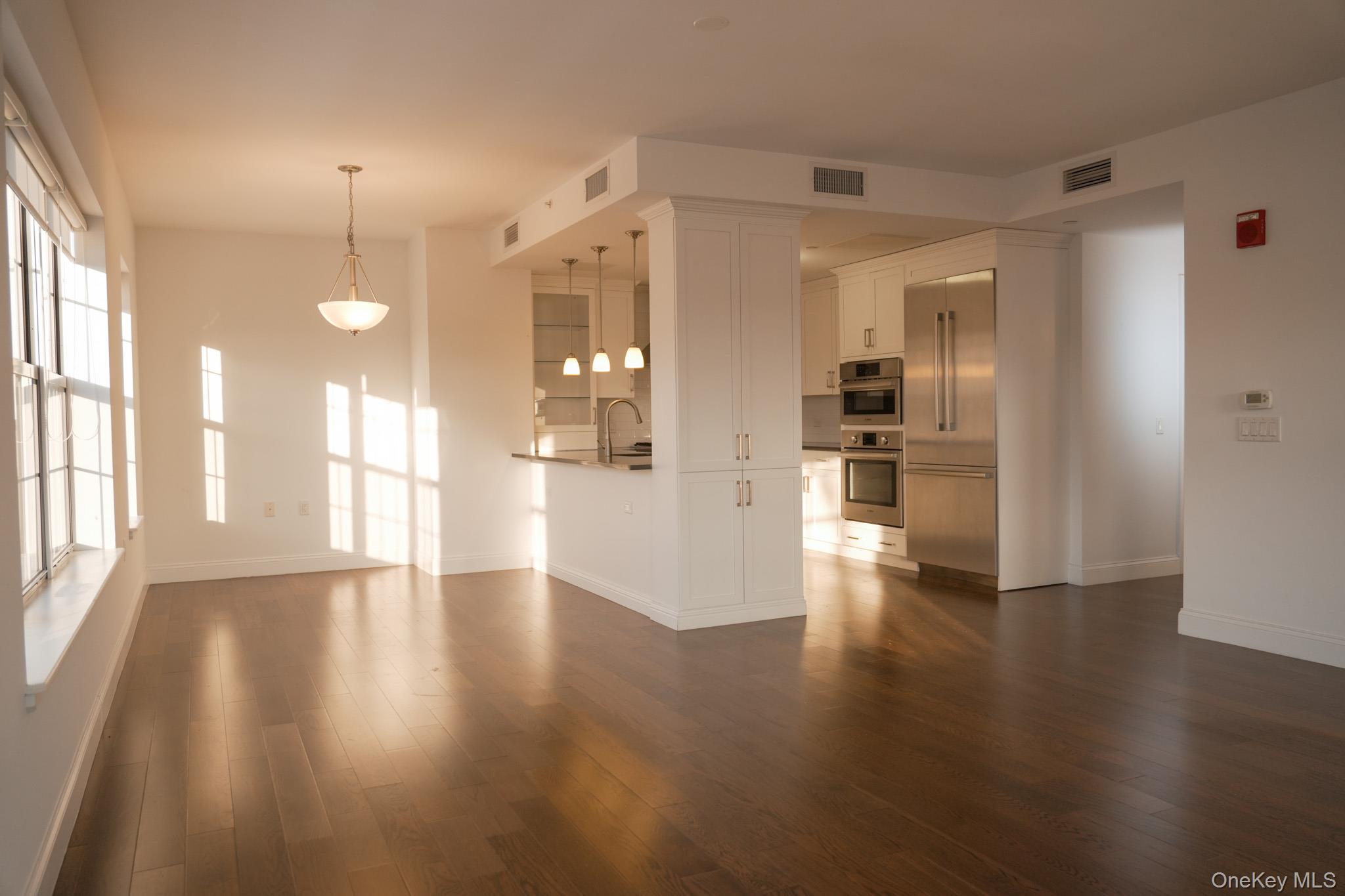 10 Byron Place
