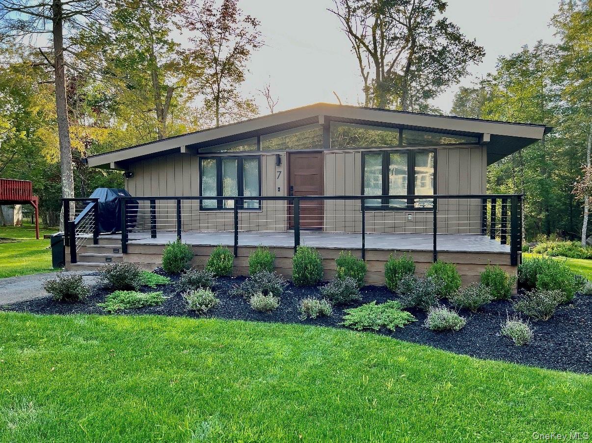7 Donenfeld Drive