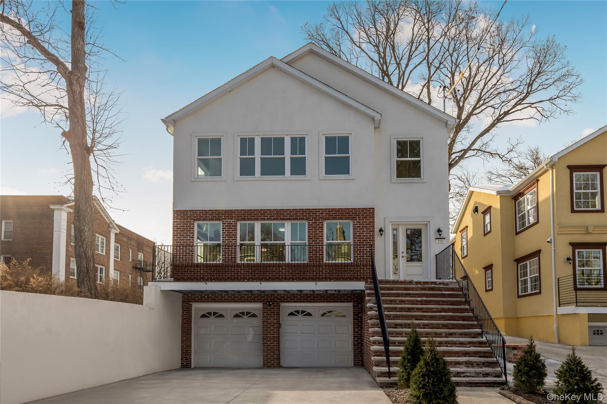 320 4th Street