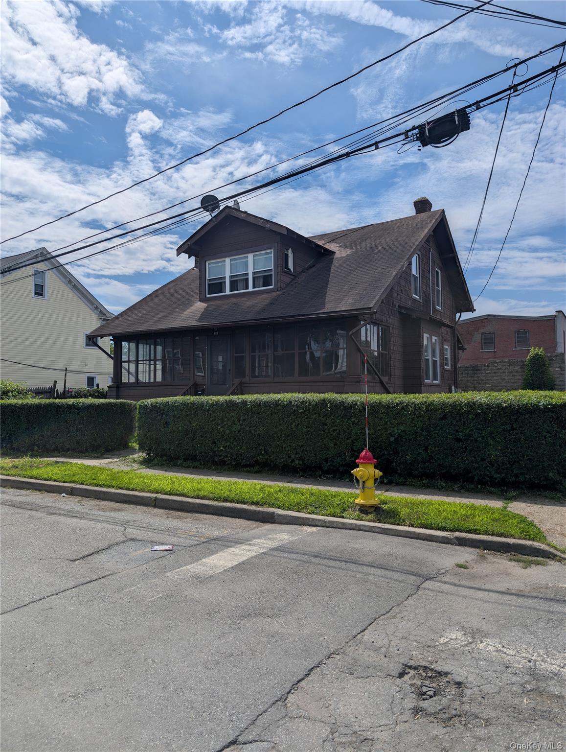 105 Courtney Avenue