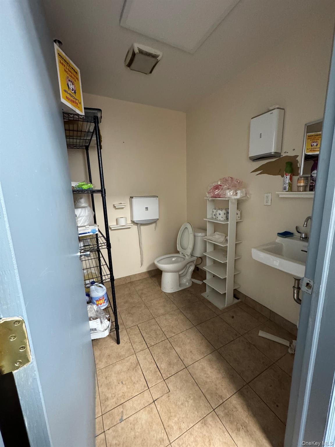 Photo 16