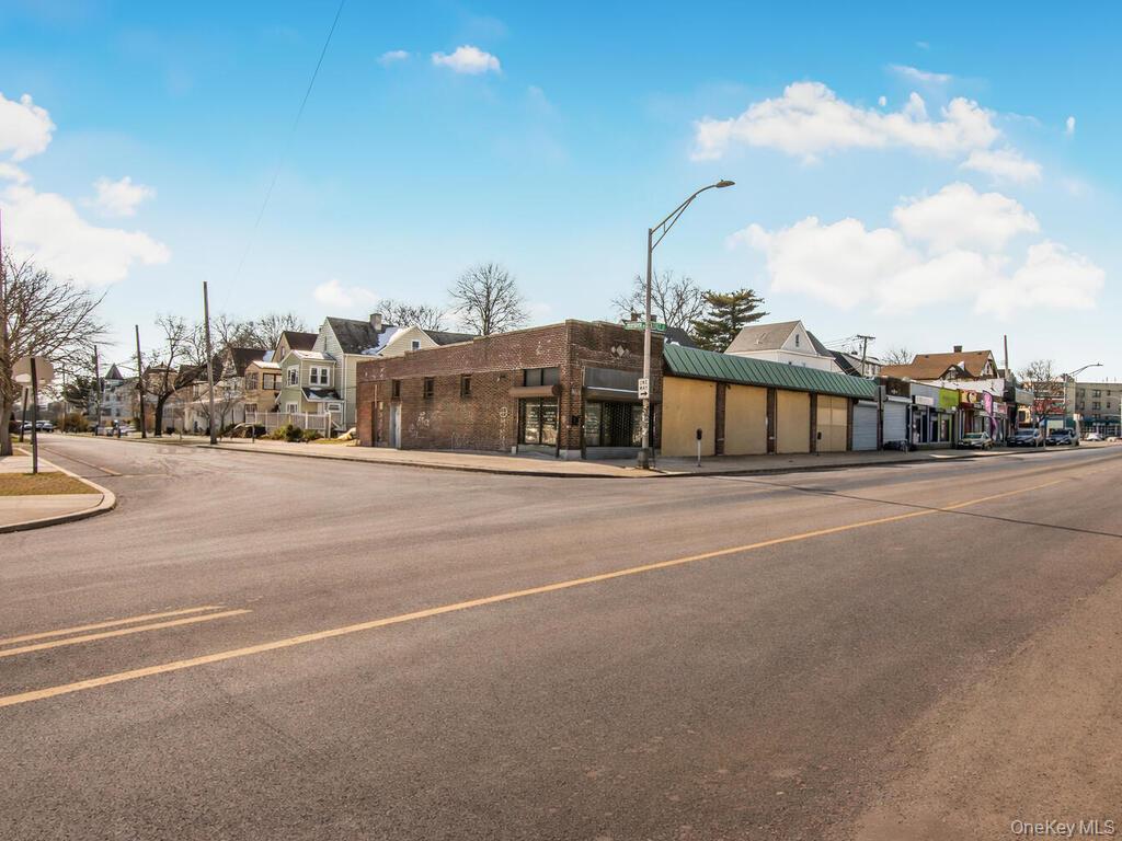 200 1st Street
