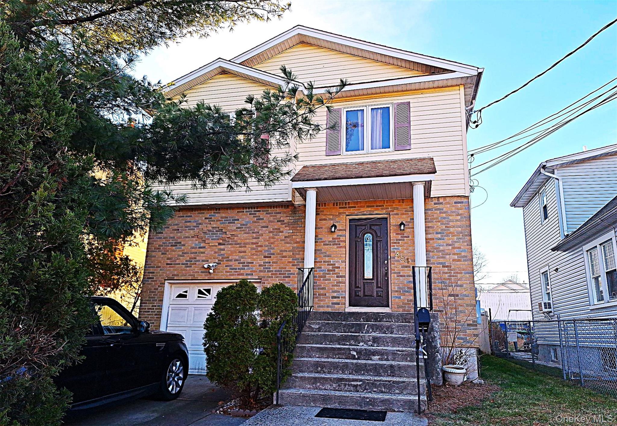 494 Keller Avenue