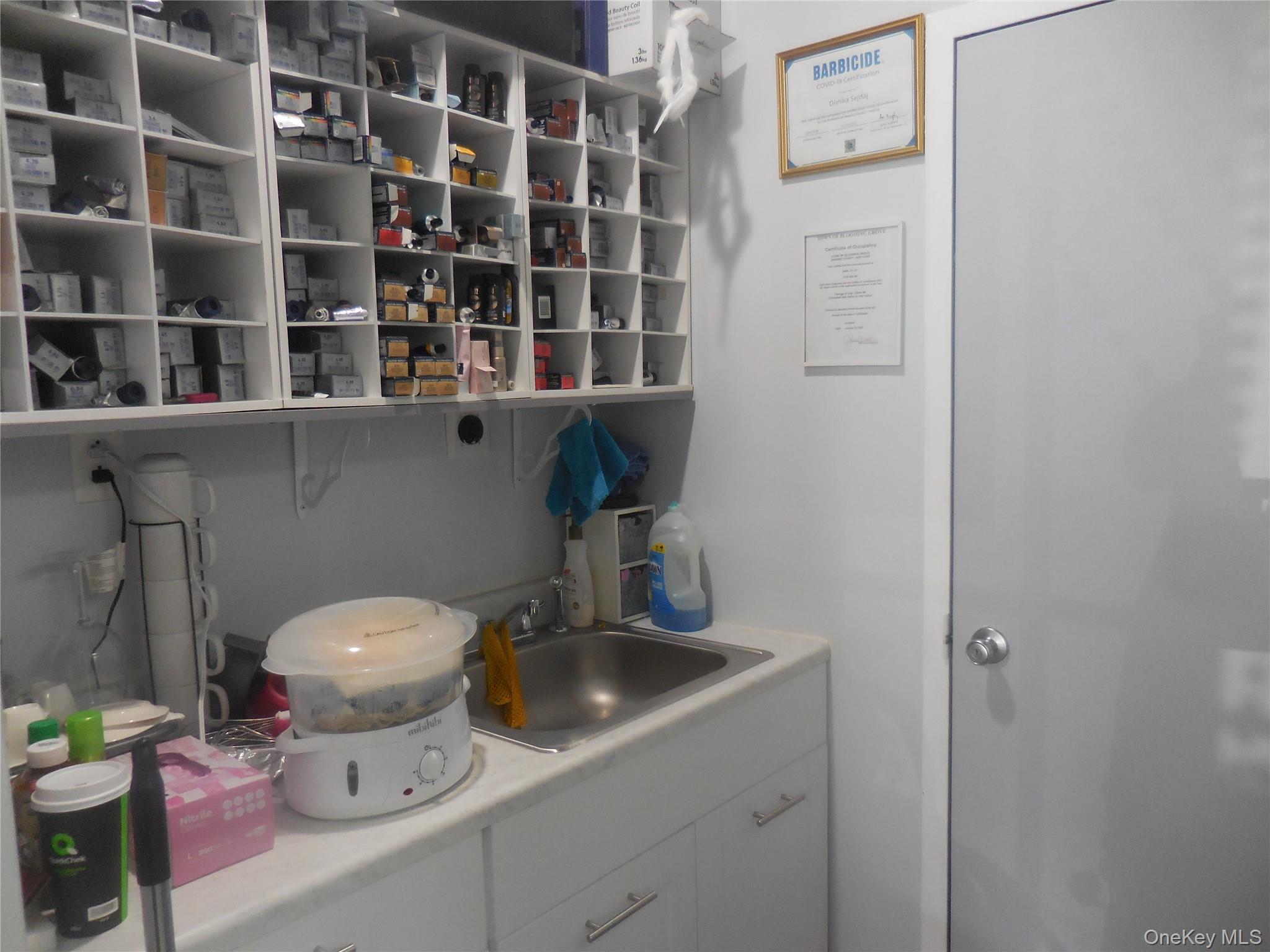 Photo 10