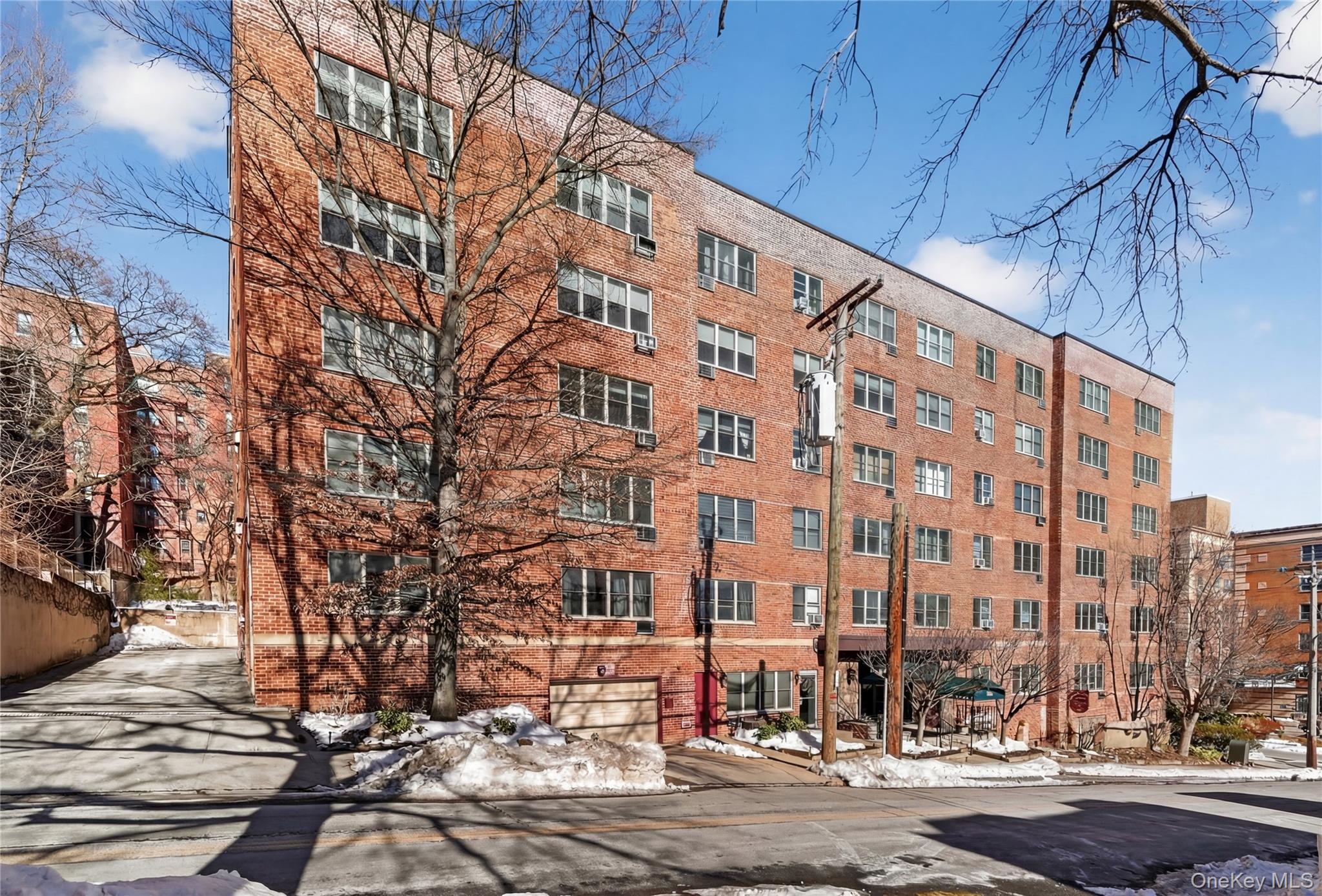 25 Franklin Avenue