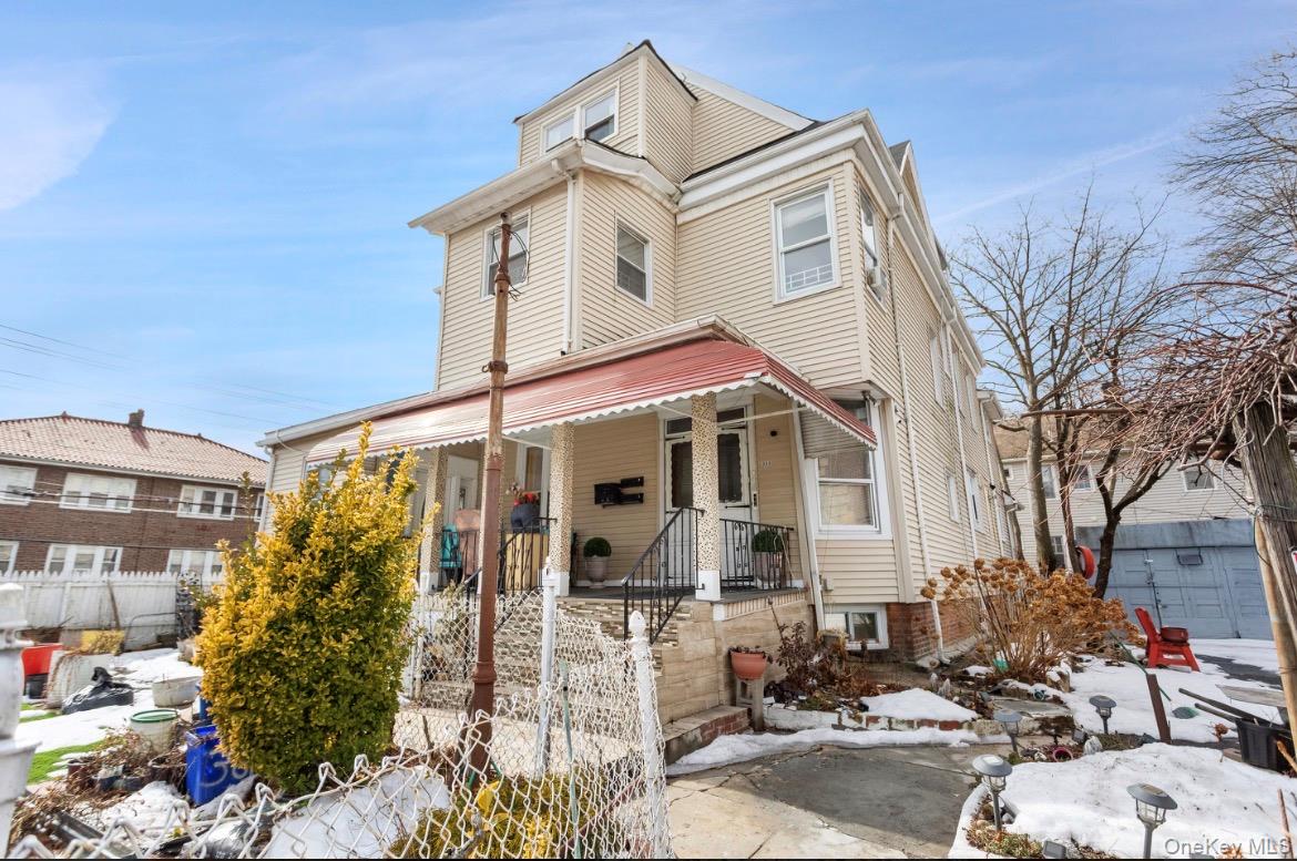 360 Franklin Avenue