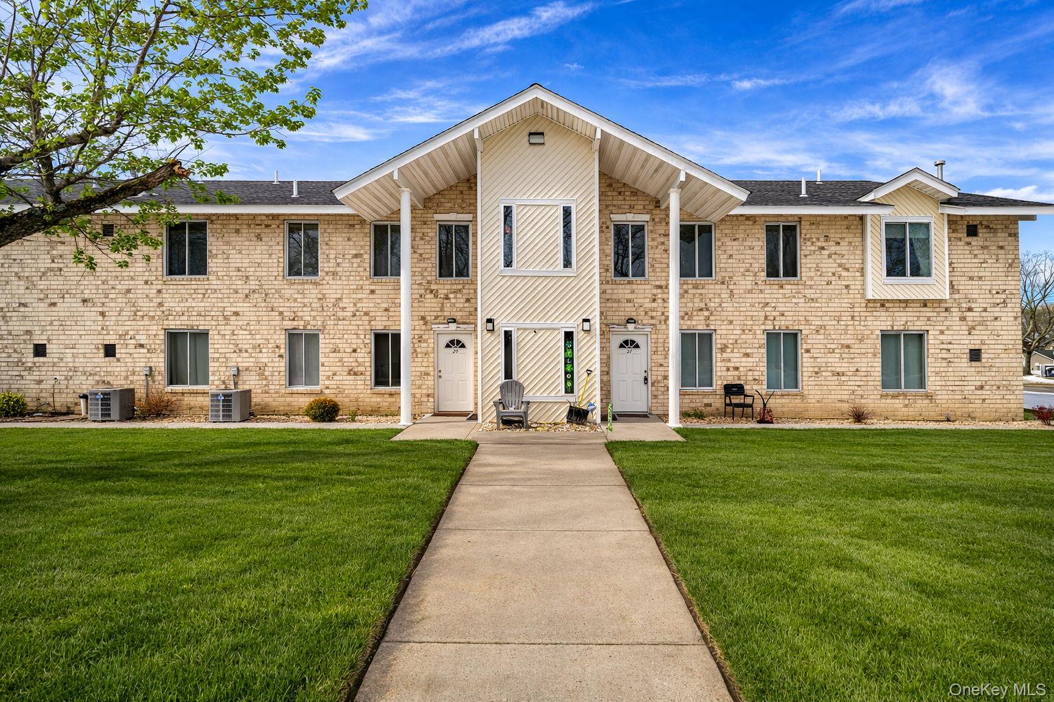 30 El Camino Ct