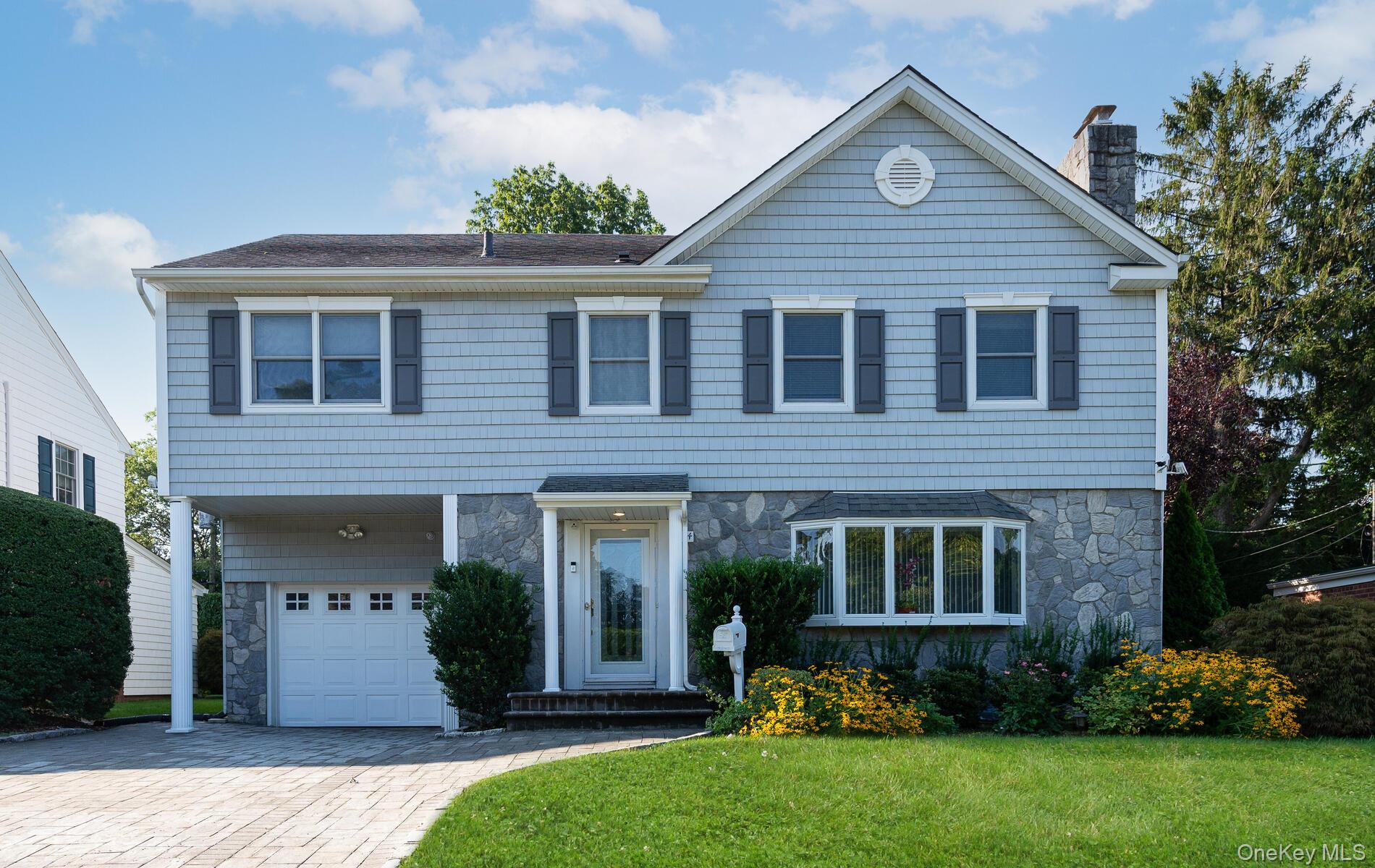 74 Mulberry Avenue