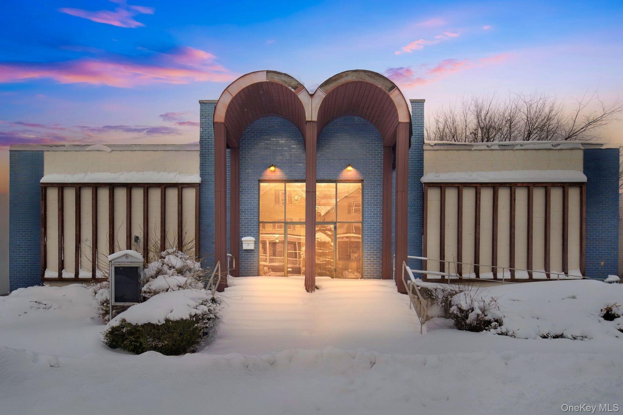 37 Clove Avenue