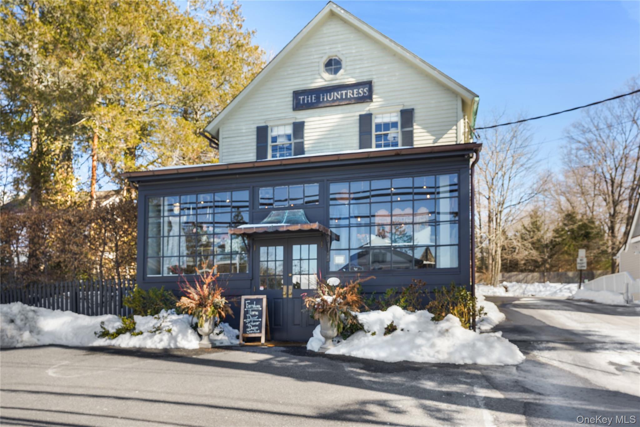 259 Westchester Avenue