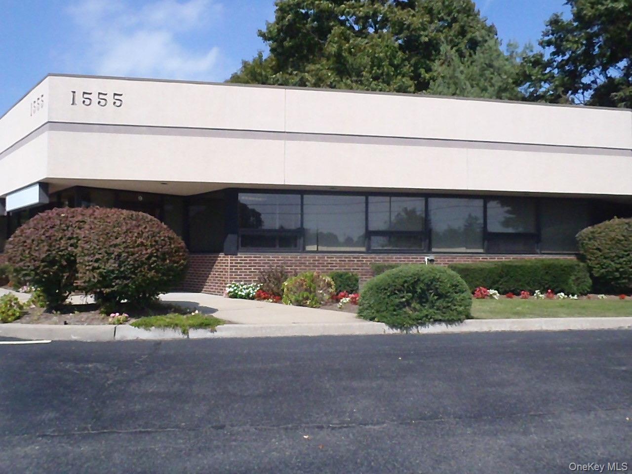 1555 Sunrise Highway